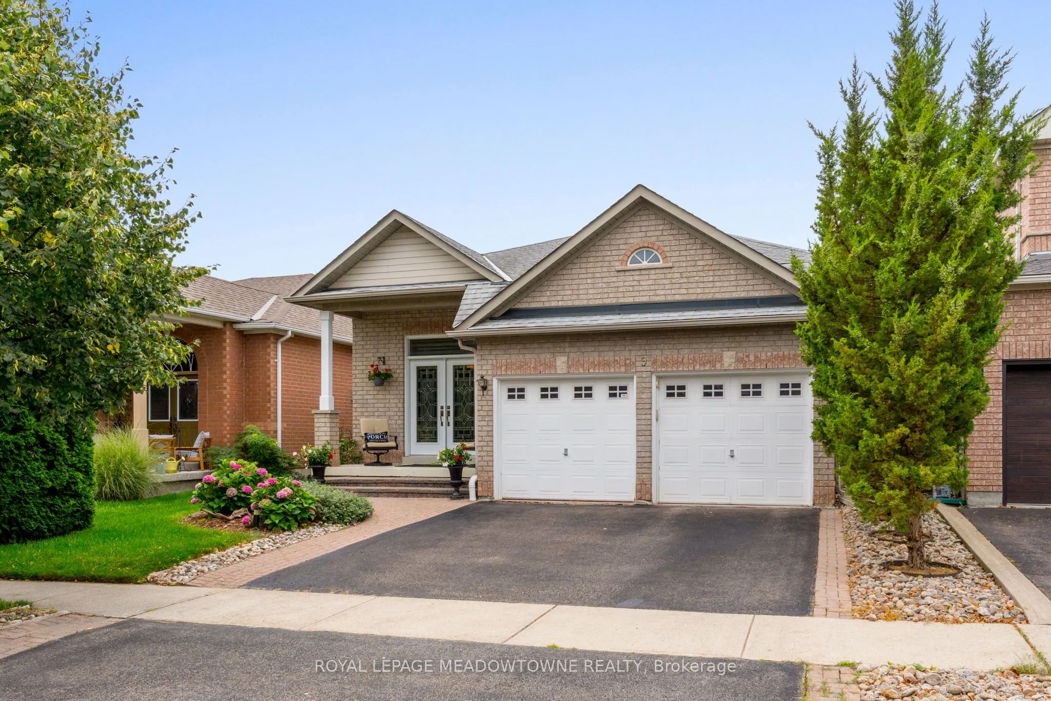 9 Johnson Crescent