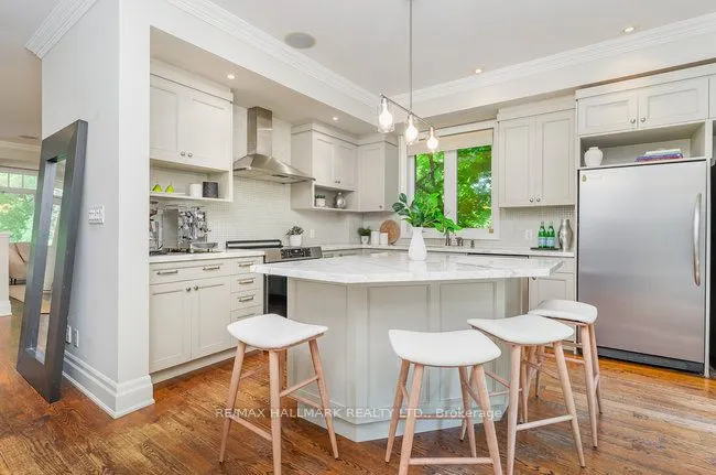 7 Tizzard Avenue