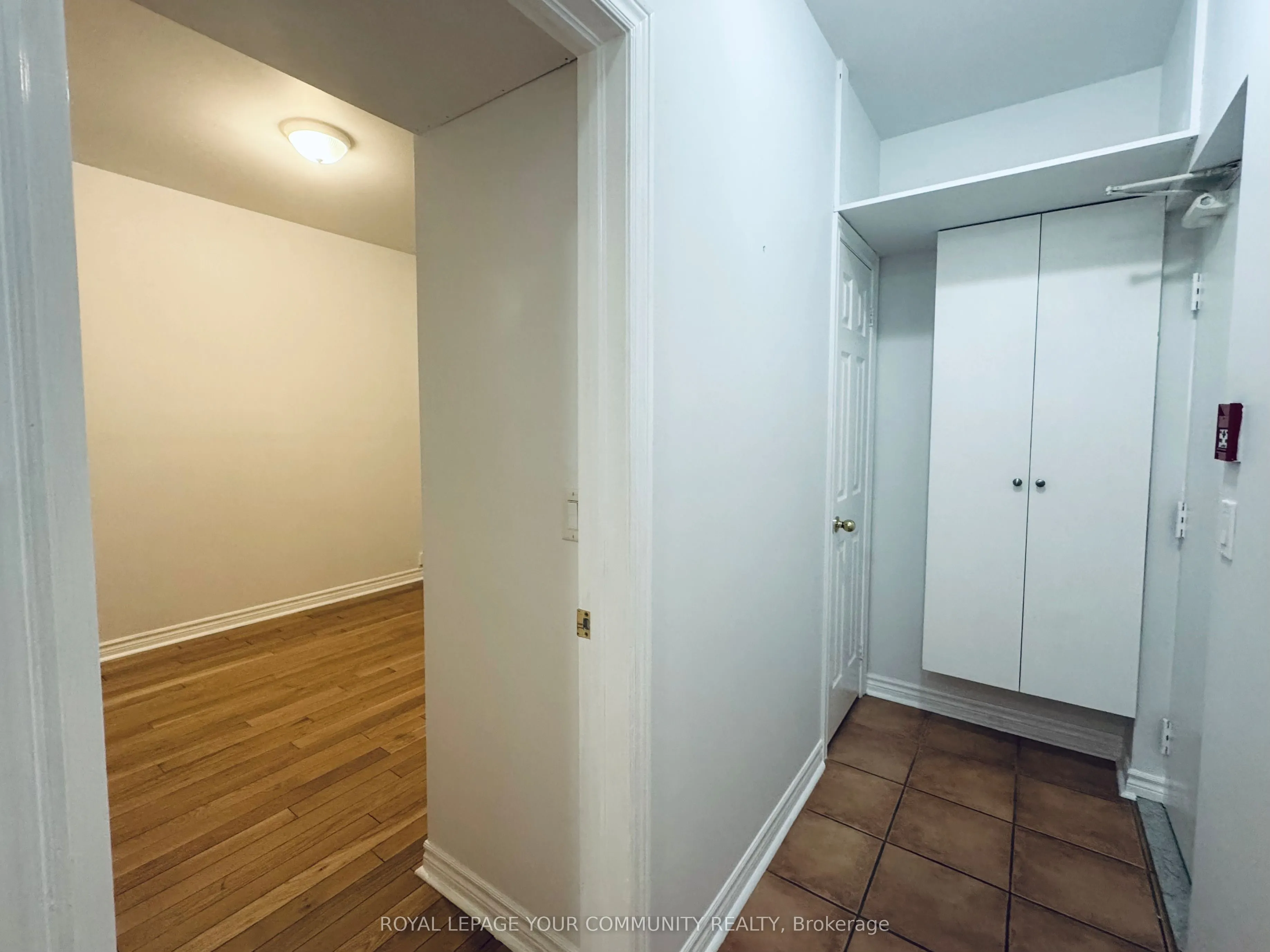 2417 Dundas Street W, #G1
