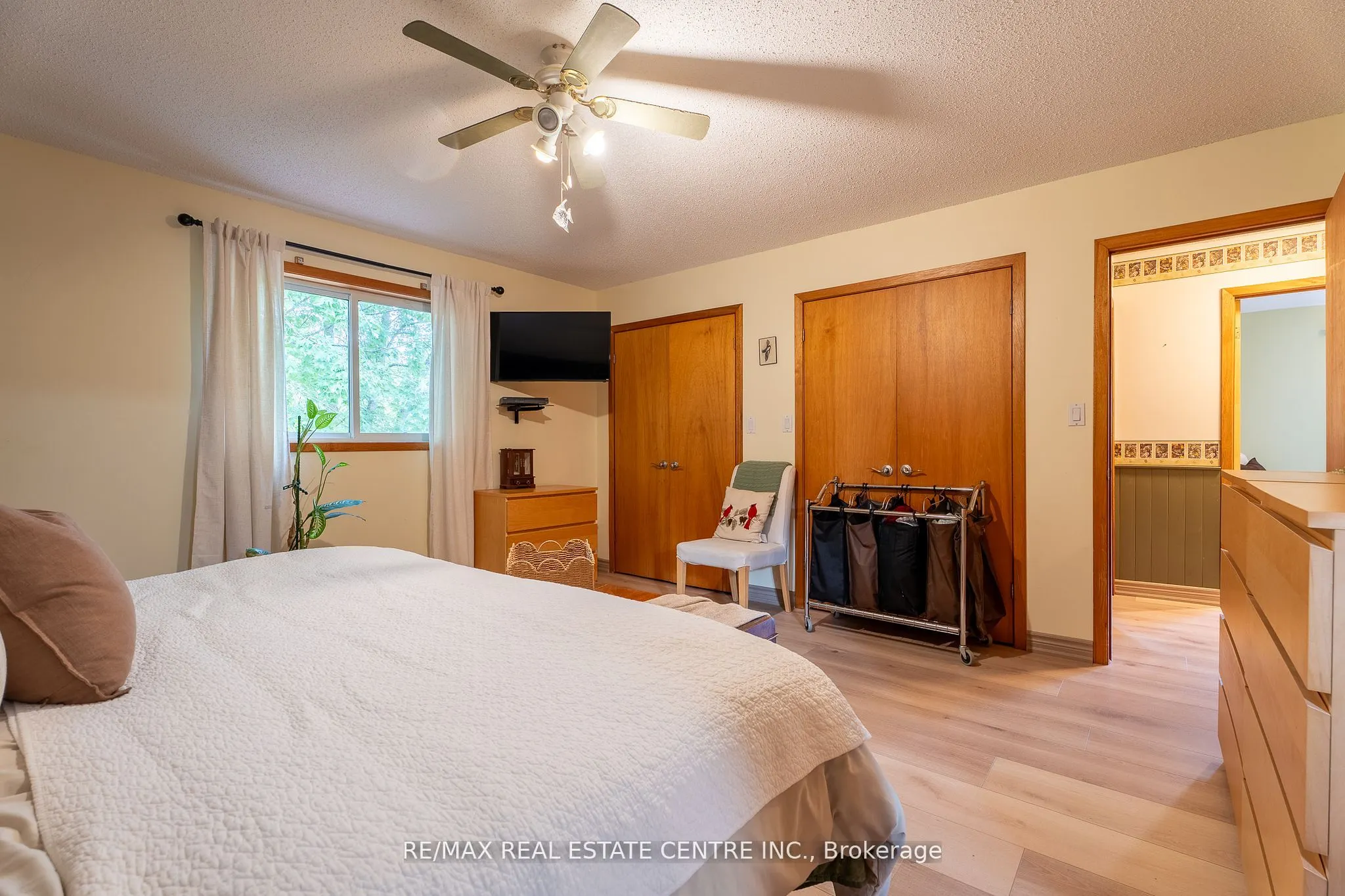 3762 Highpoint Side Road