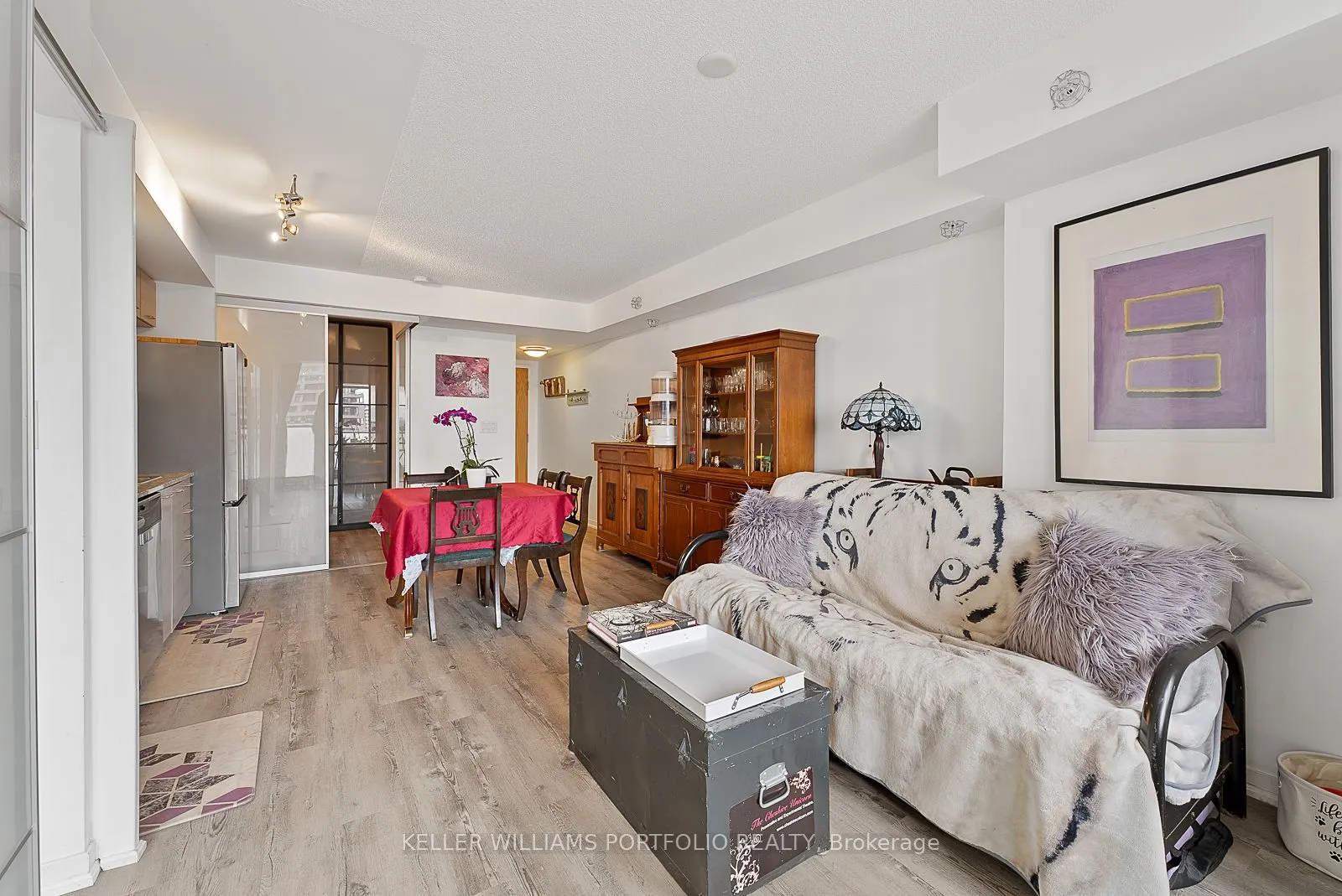 20 Joe Shuster Way, #815