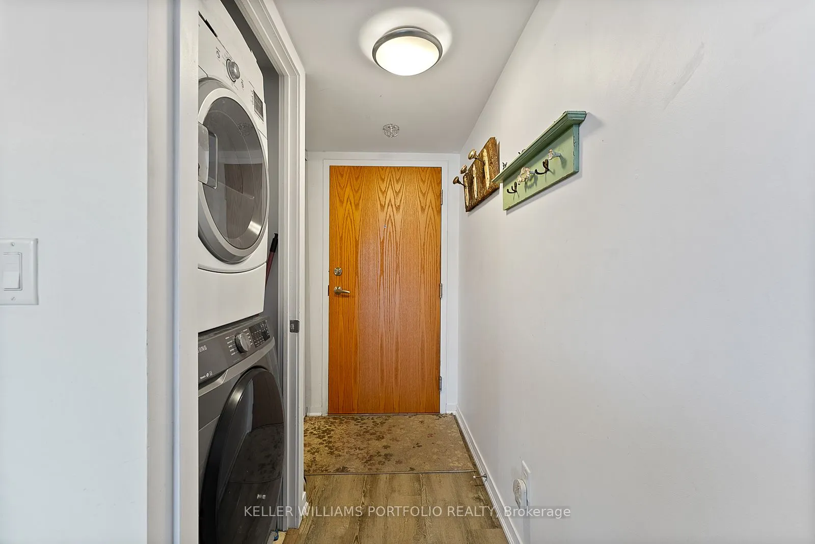 20 Joe Shuster Way, #815