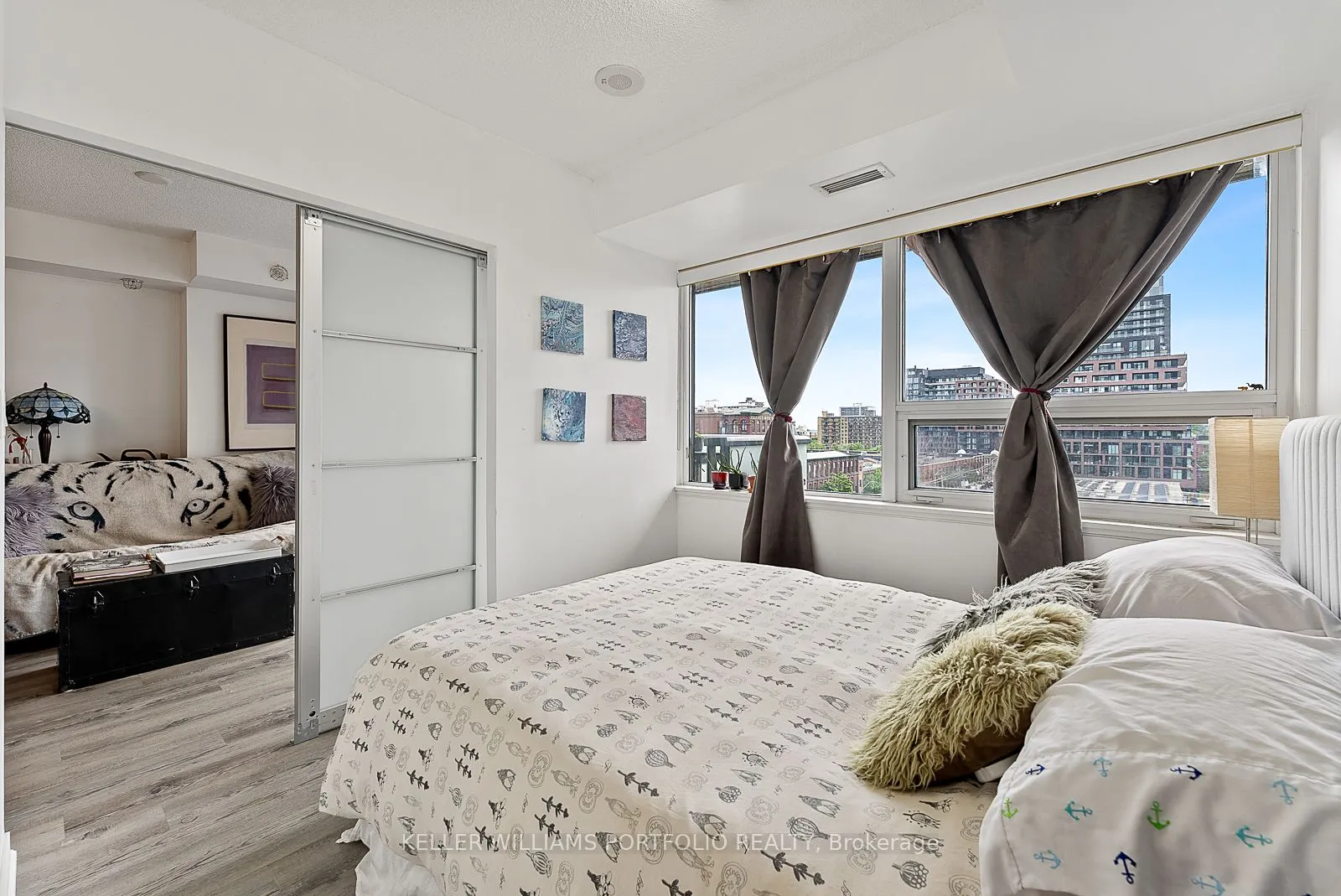 20 Joe Shuster Way, #815