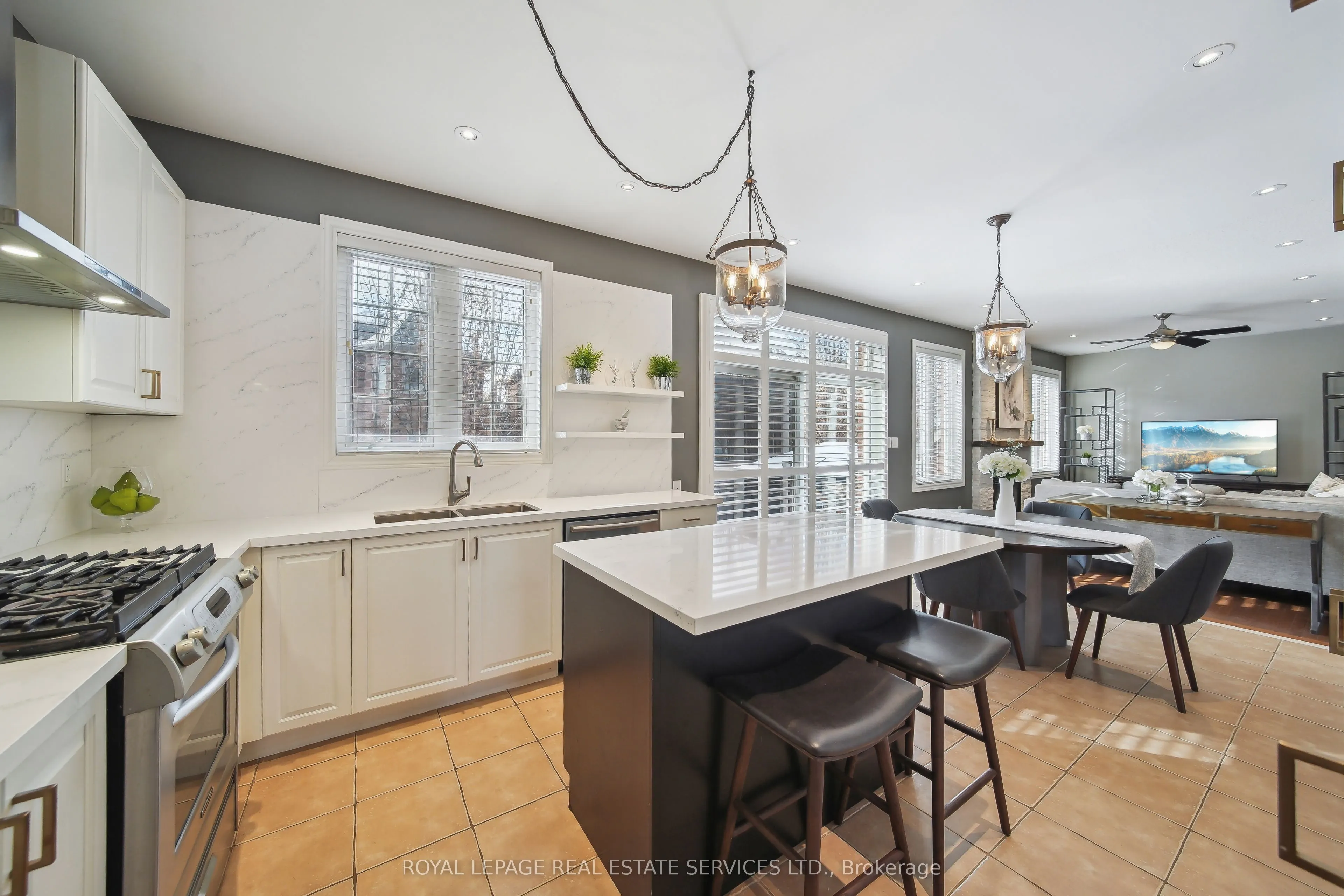 2313 Blue Oak Circle