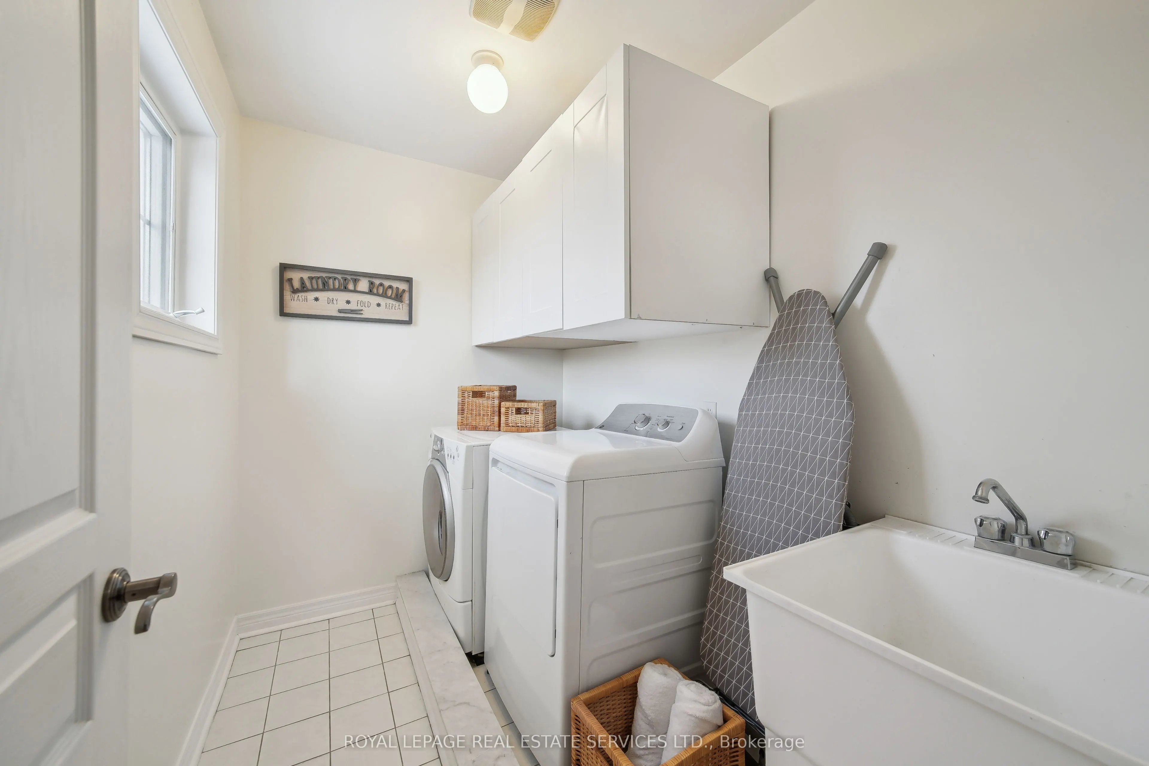 2313 Blue Oak Circle