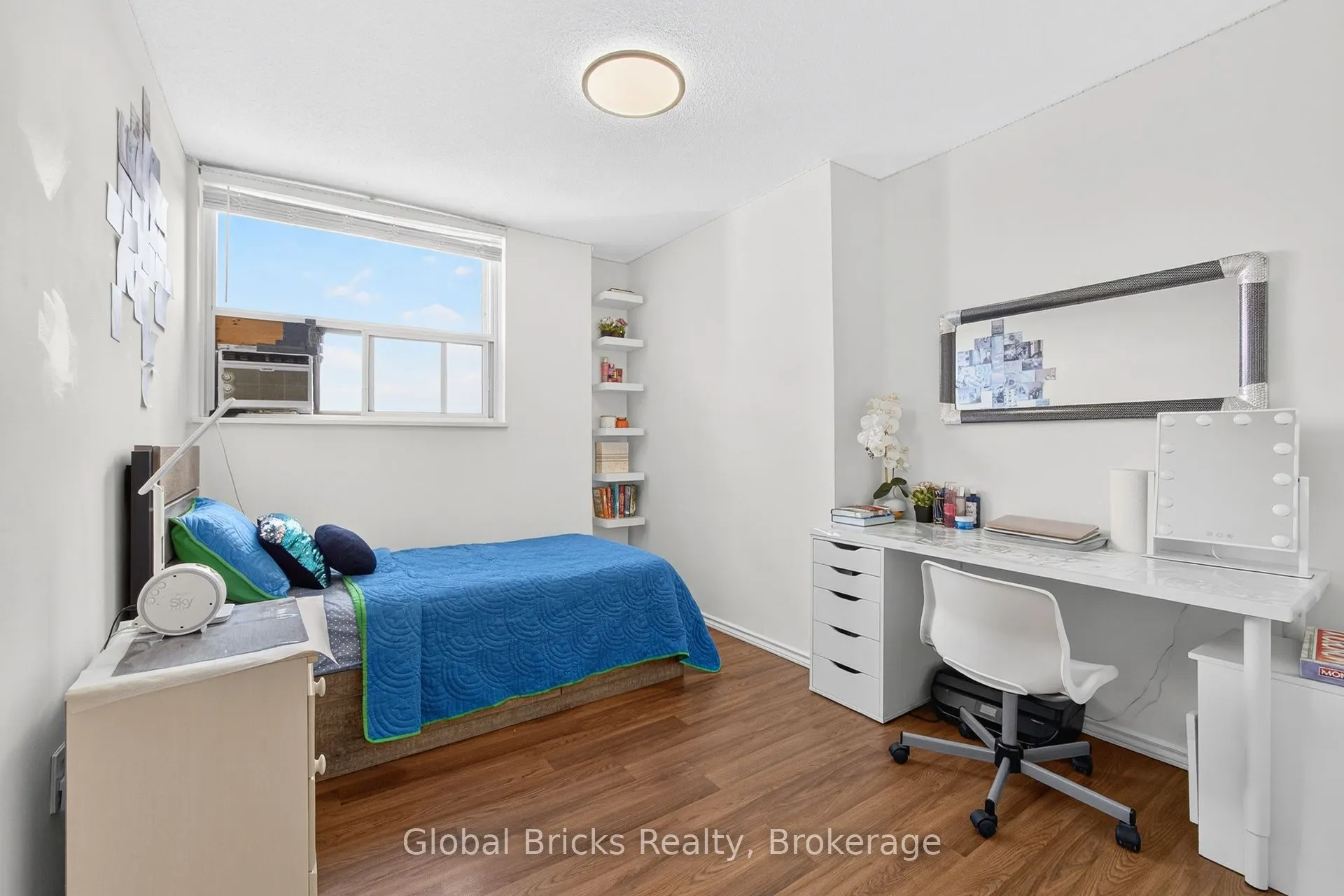380 Dixon Road, #1904