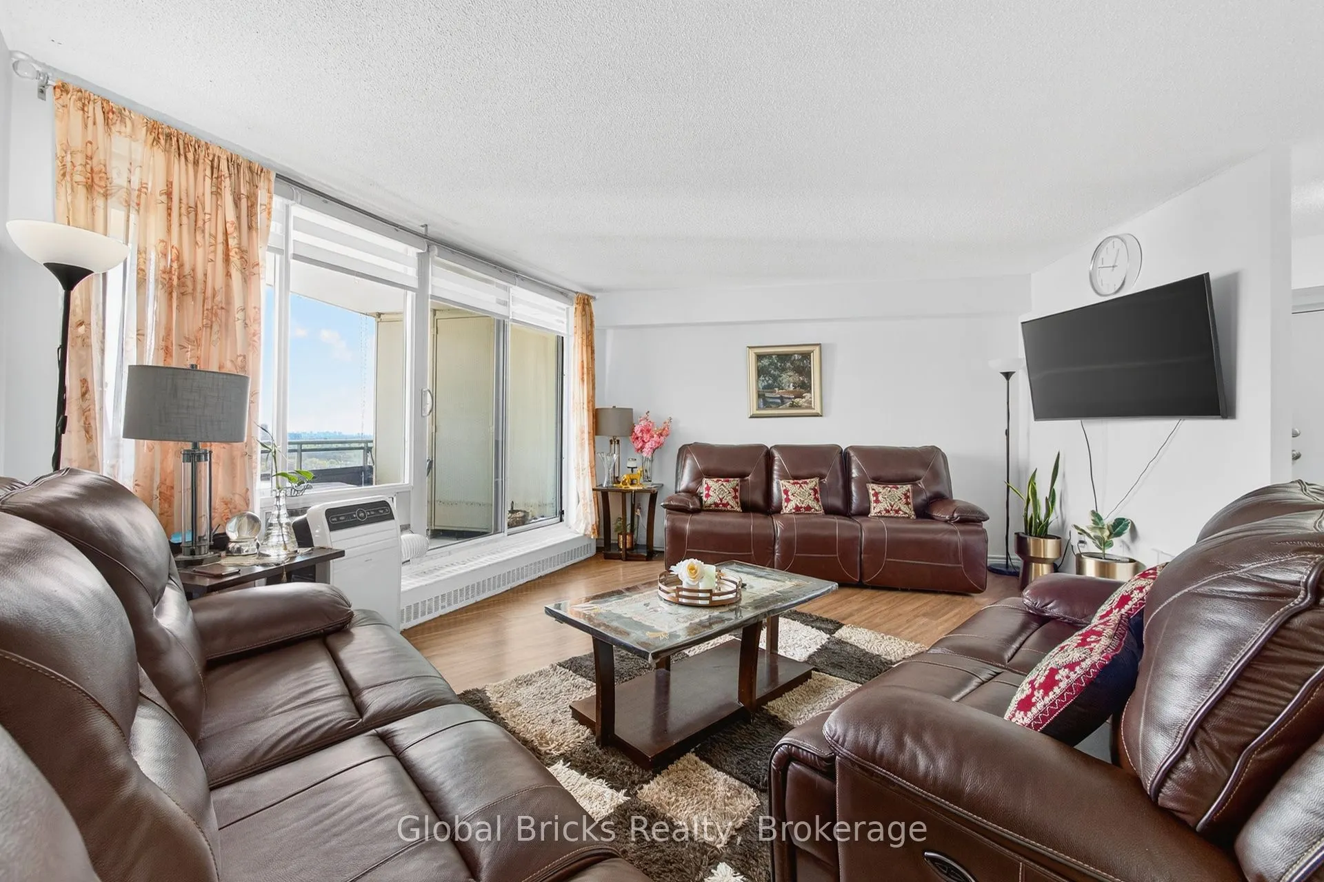 380 Dixon Road, #1904