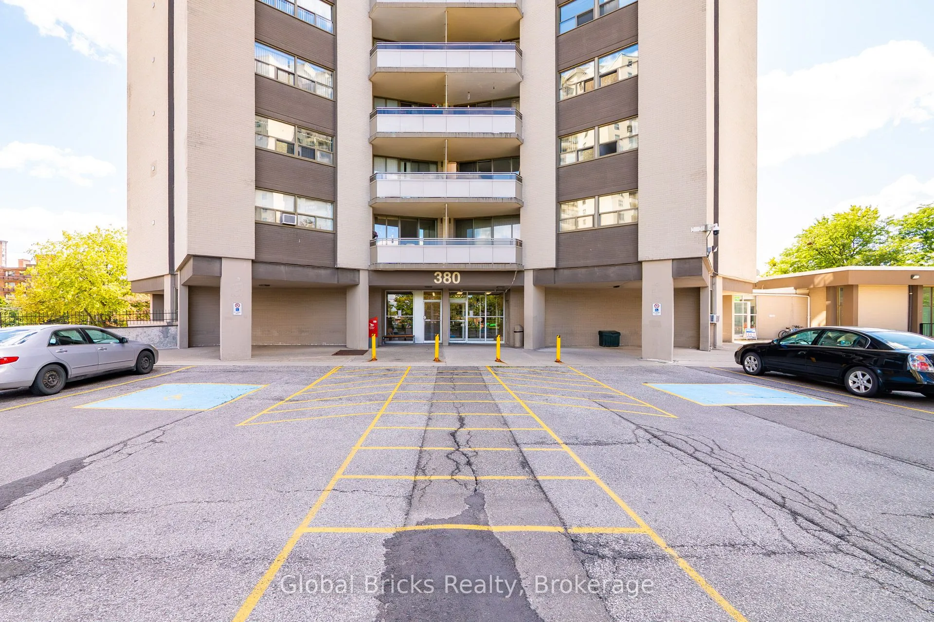 380 Dixon Road, #1904