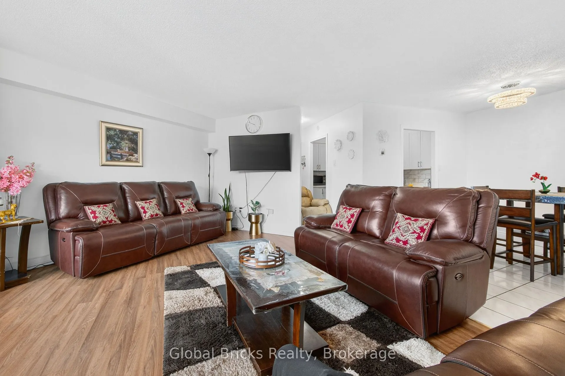 380 Dixon Road, #1904