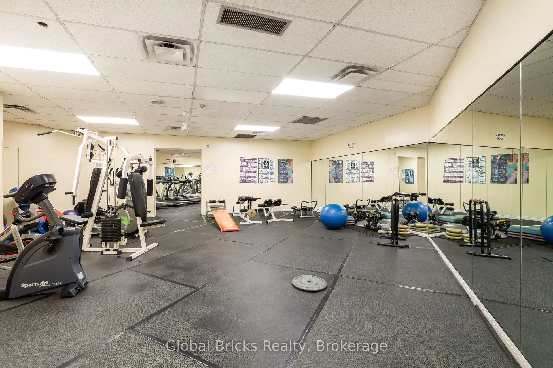 380 Dixon Road, #1904