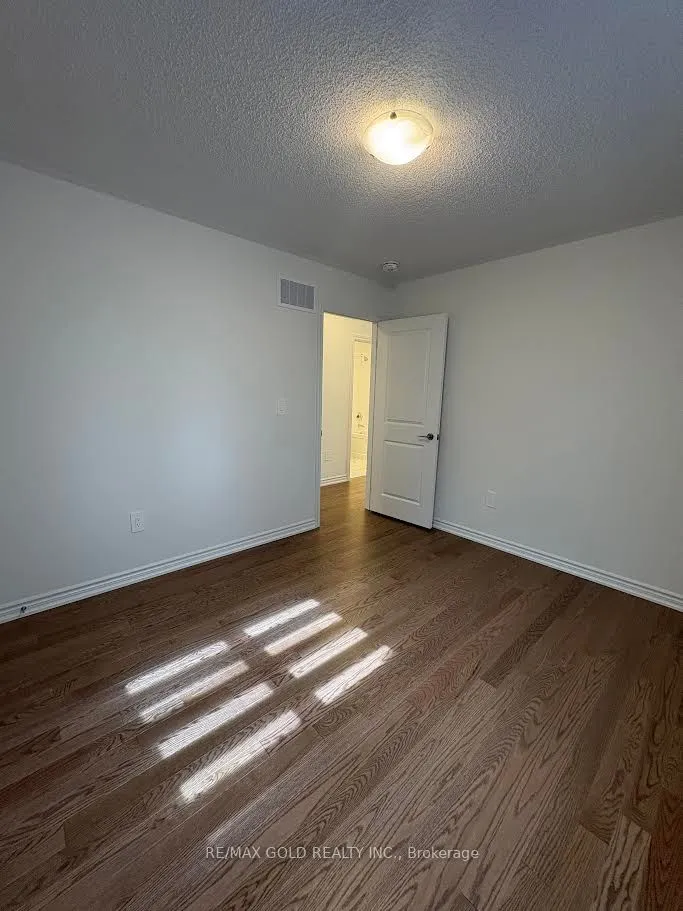 315 Bergamot Avenue