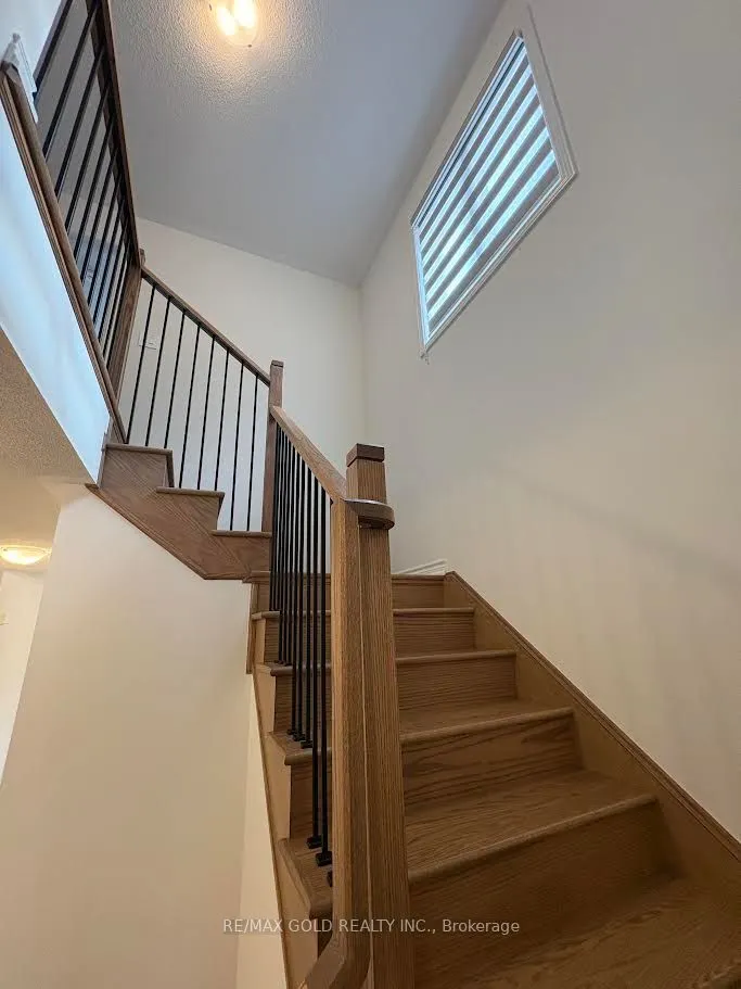315 Bergamot Avenue