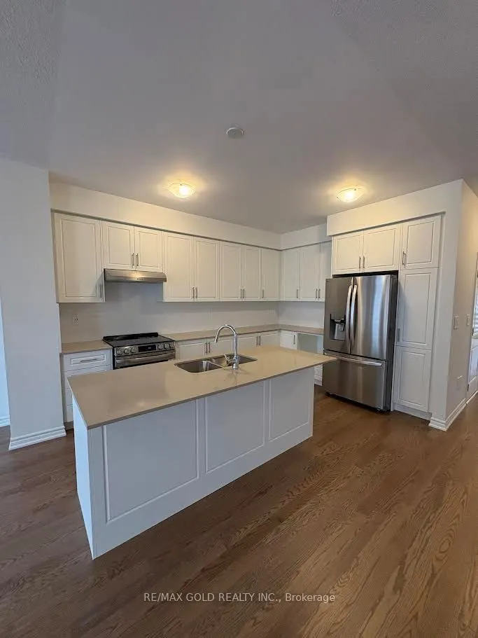 315 Bergamot Avenue