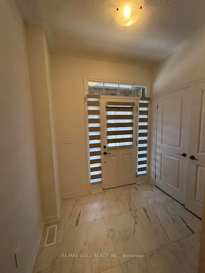 315 Bergamot Avenue