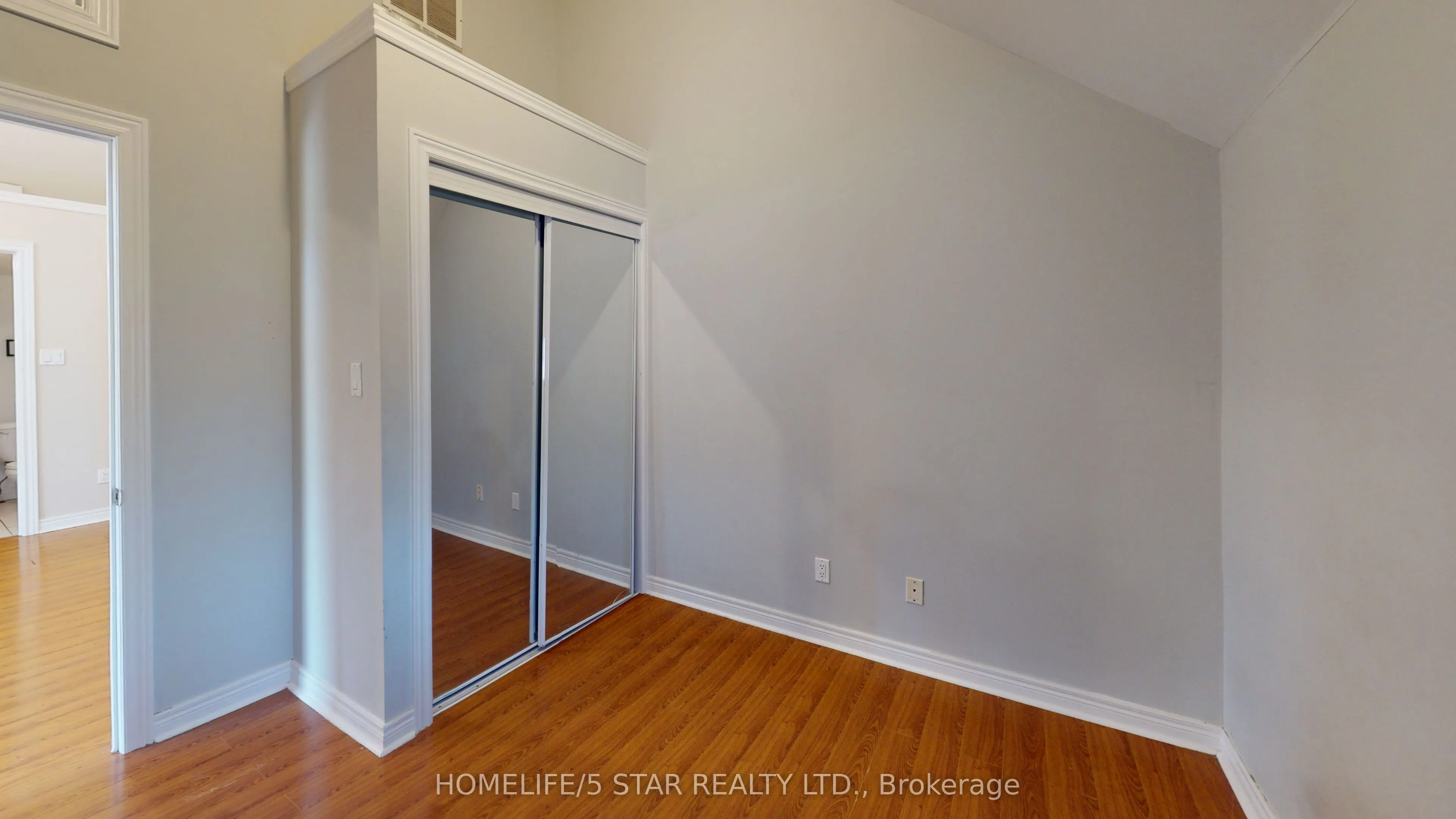 75 Rosemount Avenue, #2B