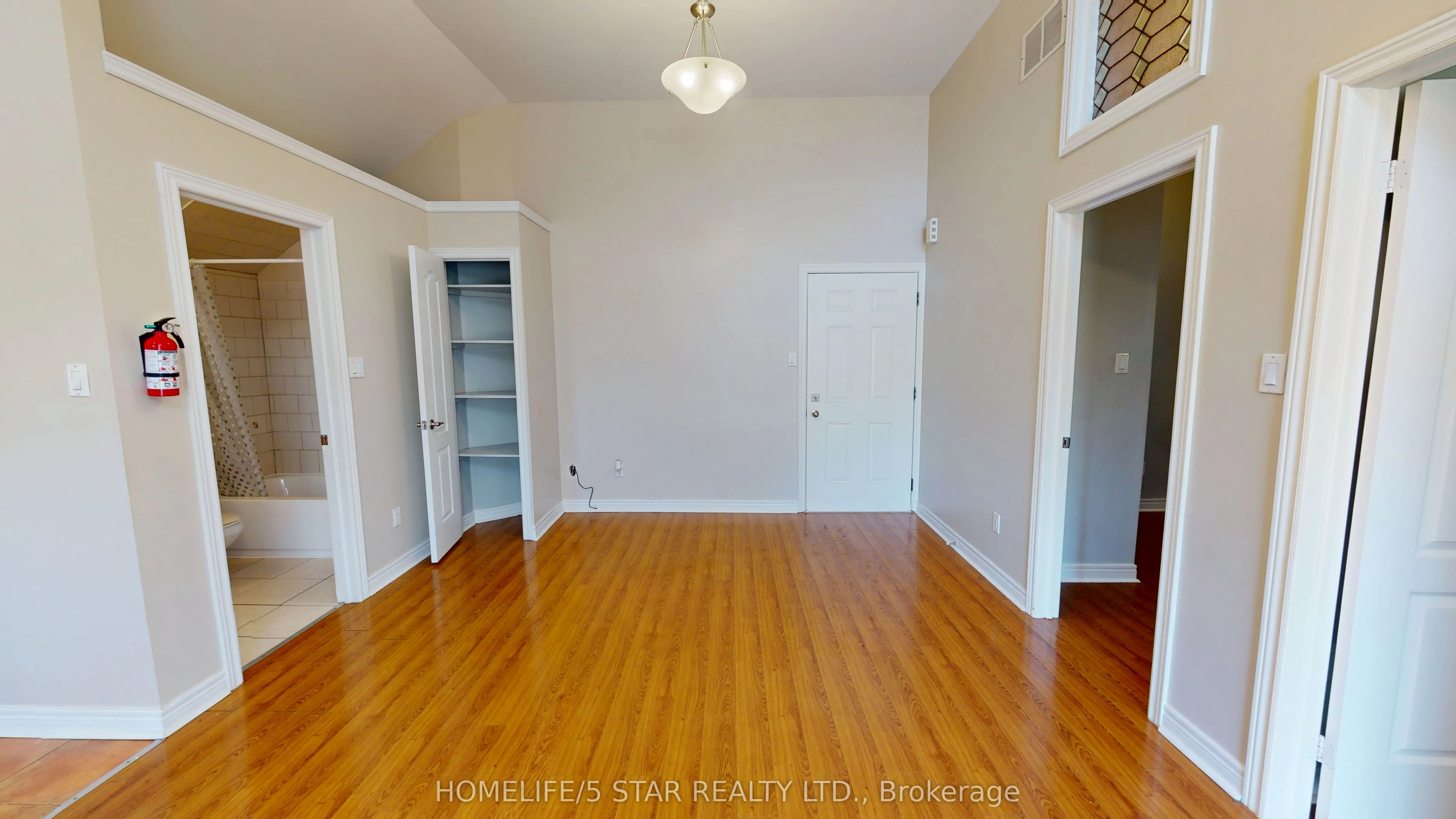75 Rosemount Avenue, #2B