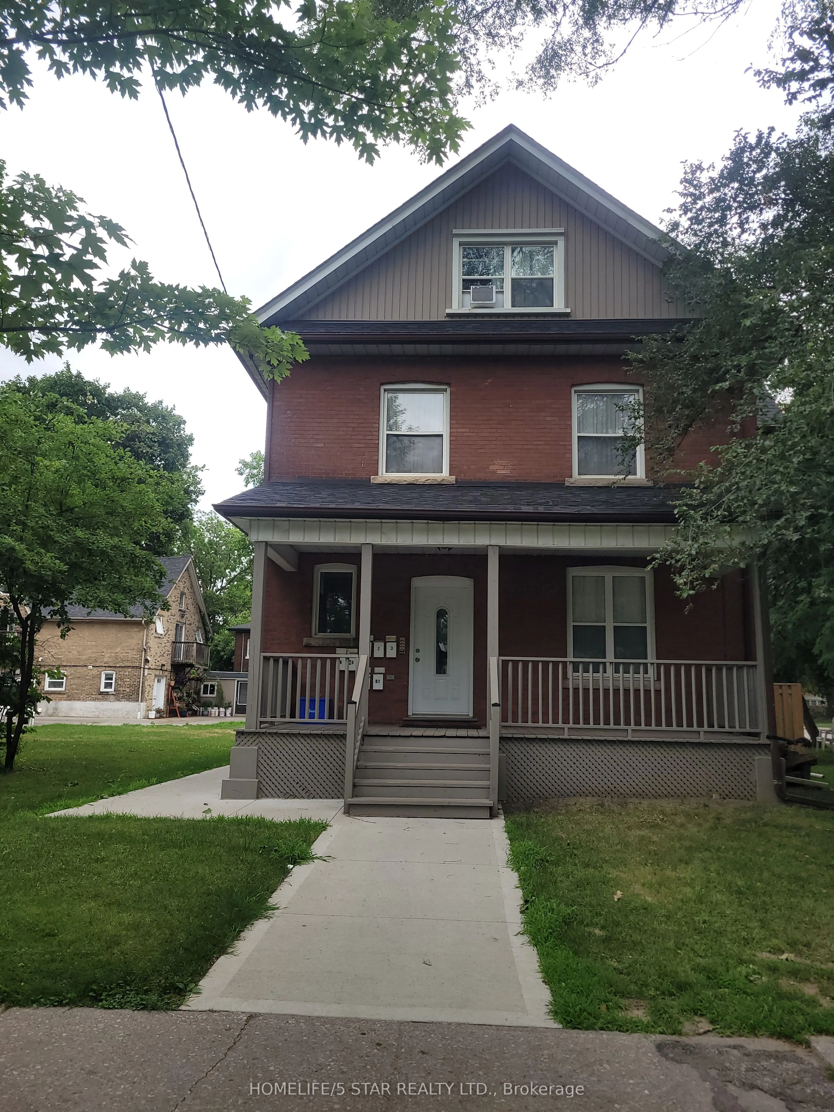 75 Rosemount Avenue, #2B