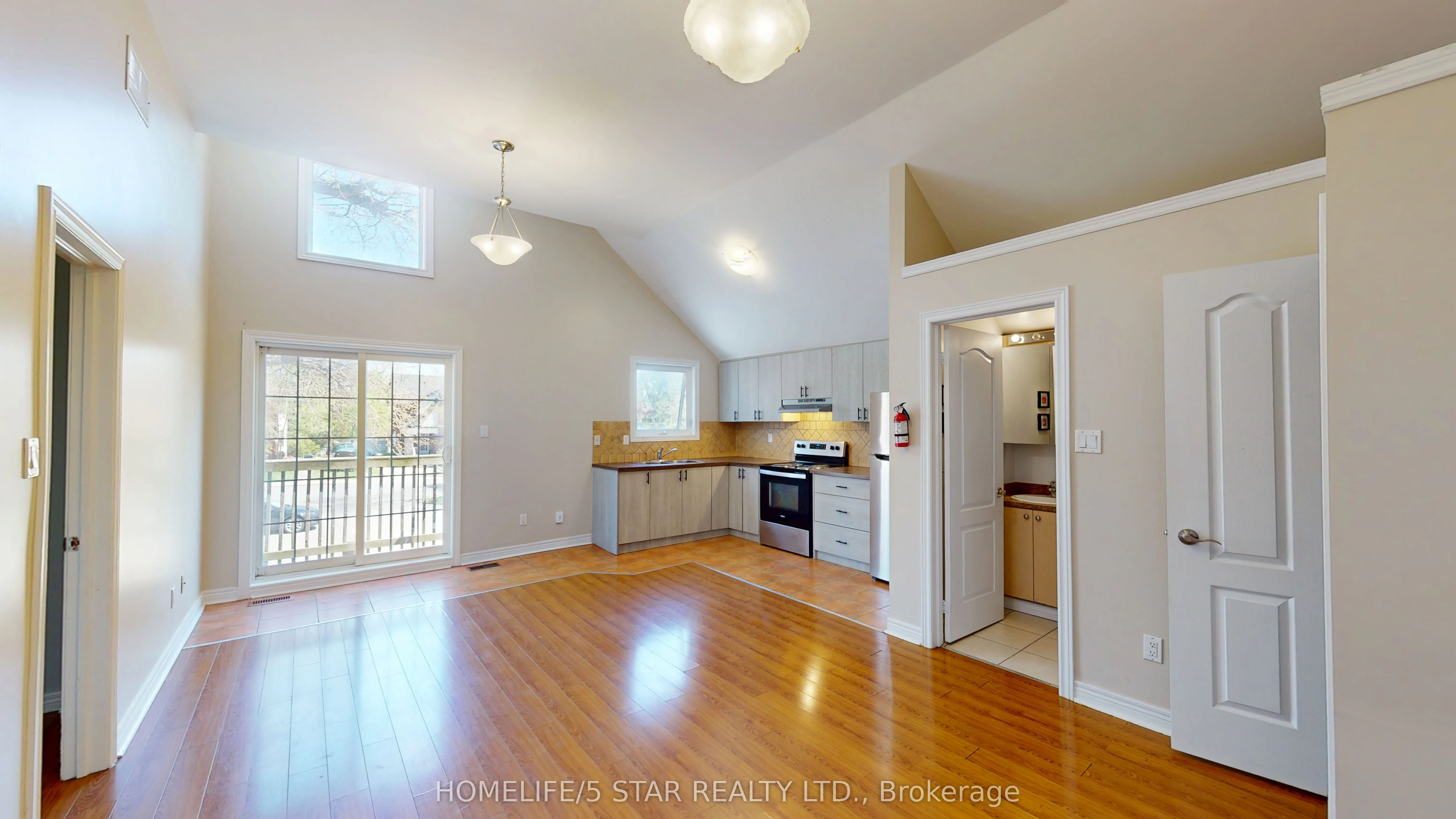 75 Rosemount Avenue, #2B