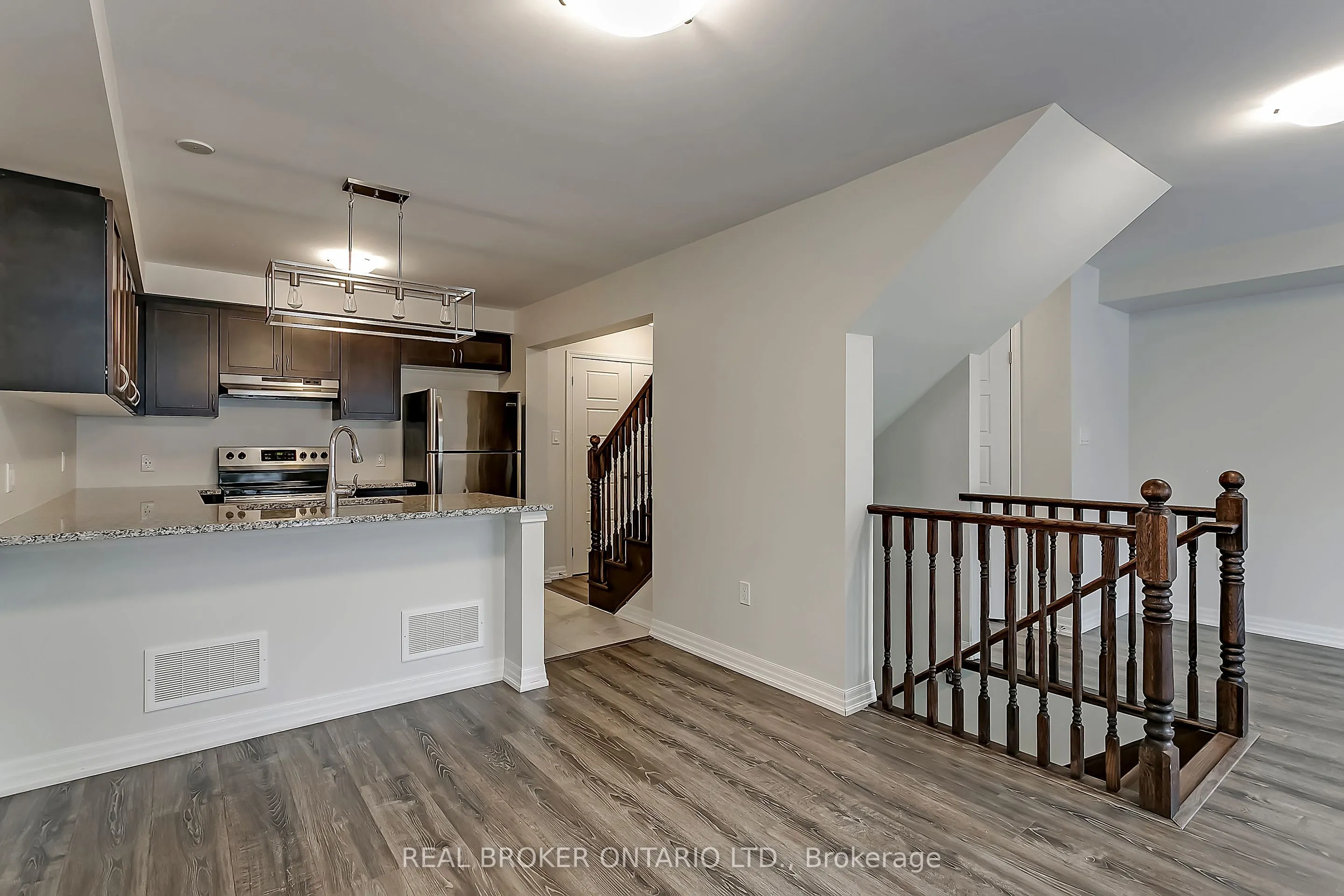 121 Christopher Road