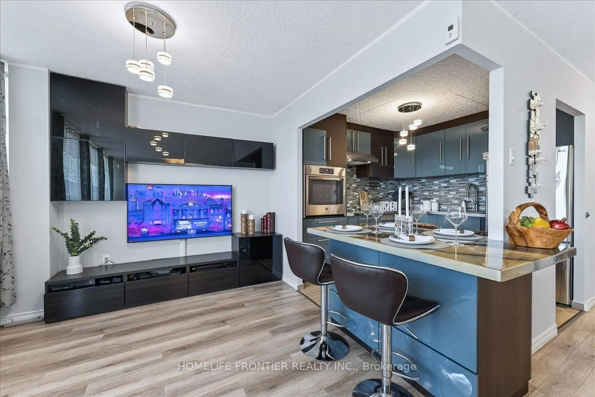 2301 Derry Road W, #605