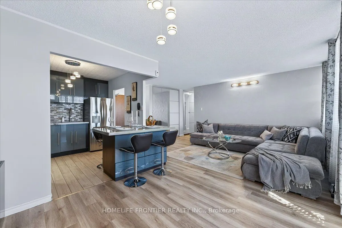 2301 Derry Road W, #605