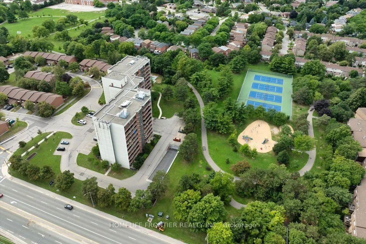 2301 Derry Road W, #605