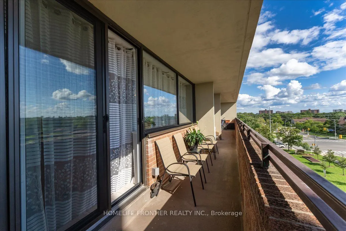 2301 Derry Road W, #605