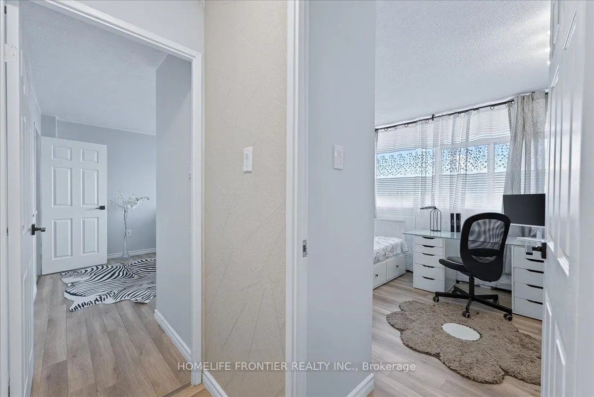 2301 Derry Road W, #605
