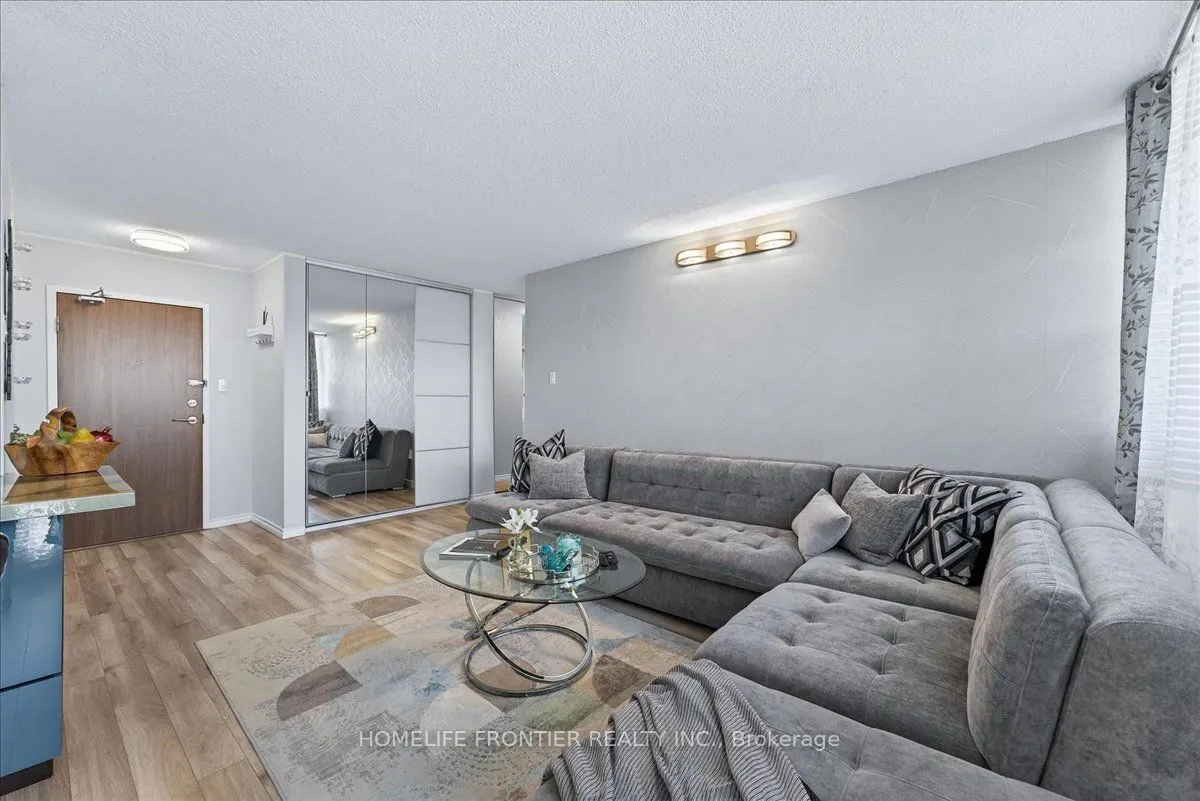2301 Derry Road W, #605