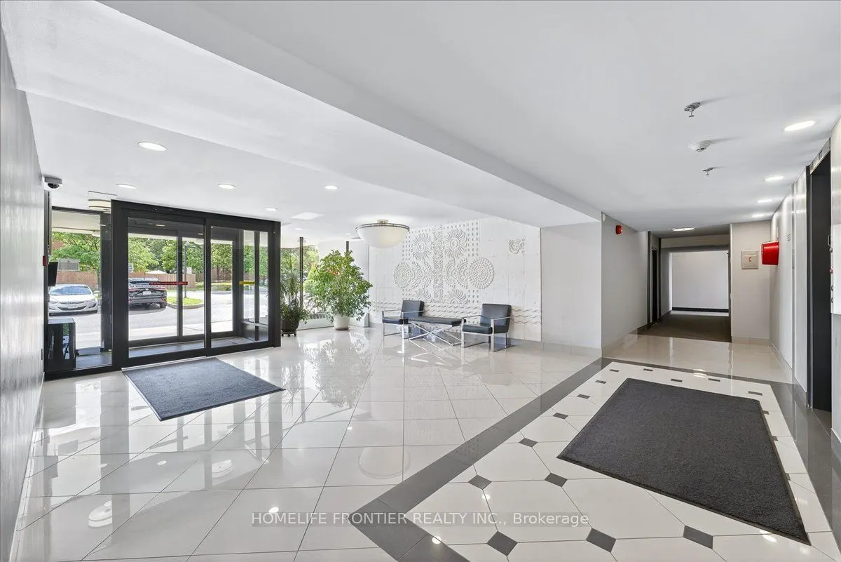 2301 Derry Road W, #605