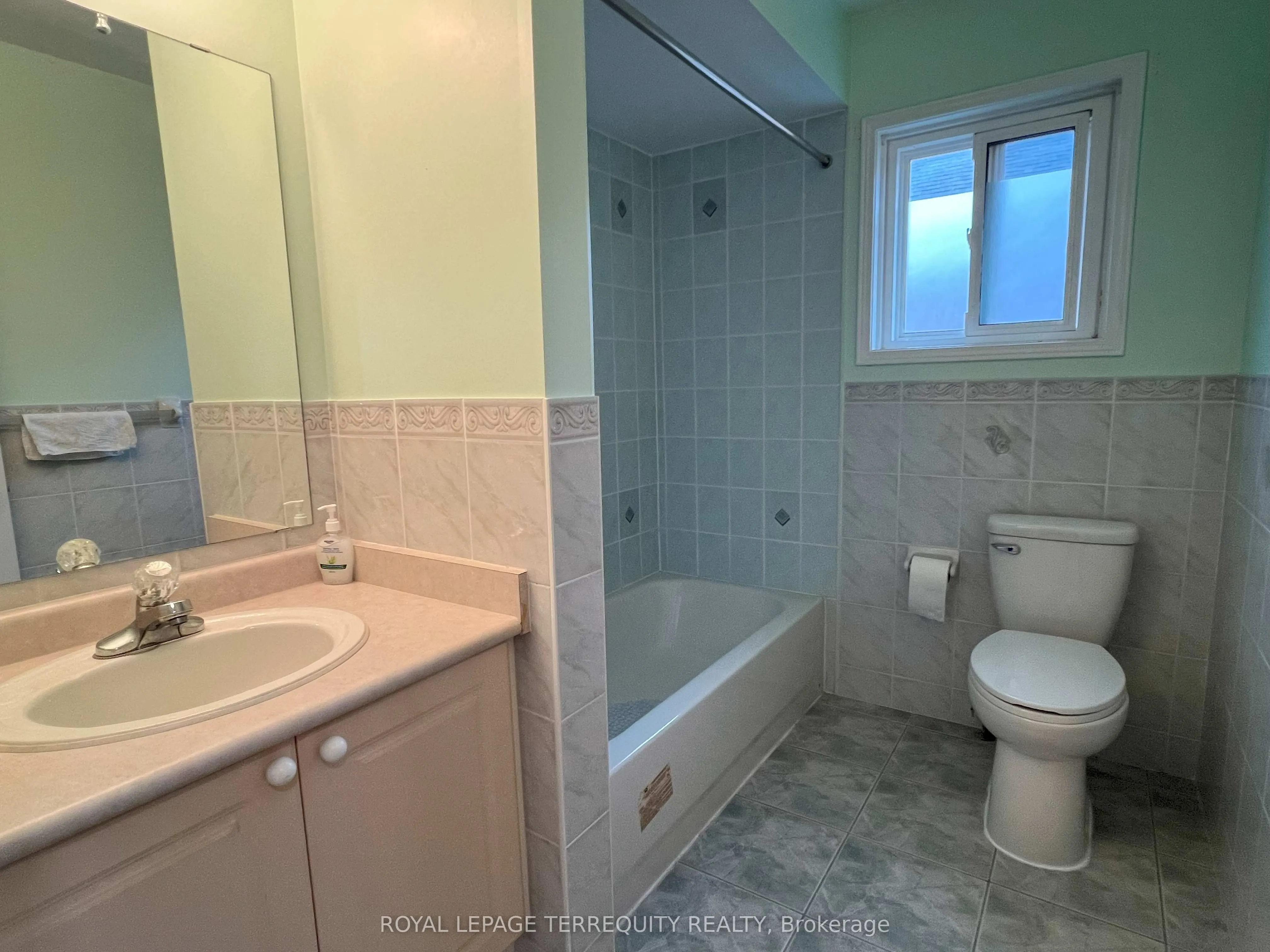 5252 Willowside Court