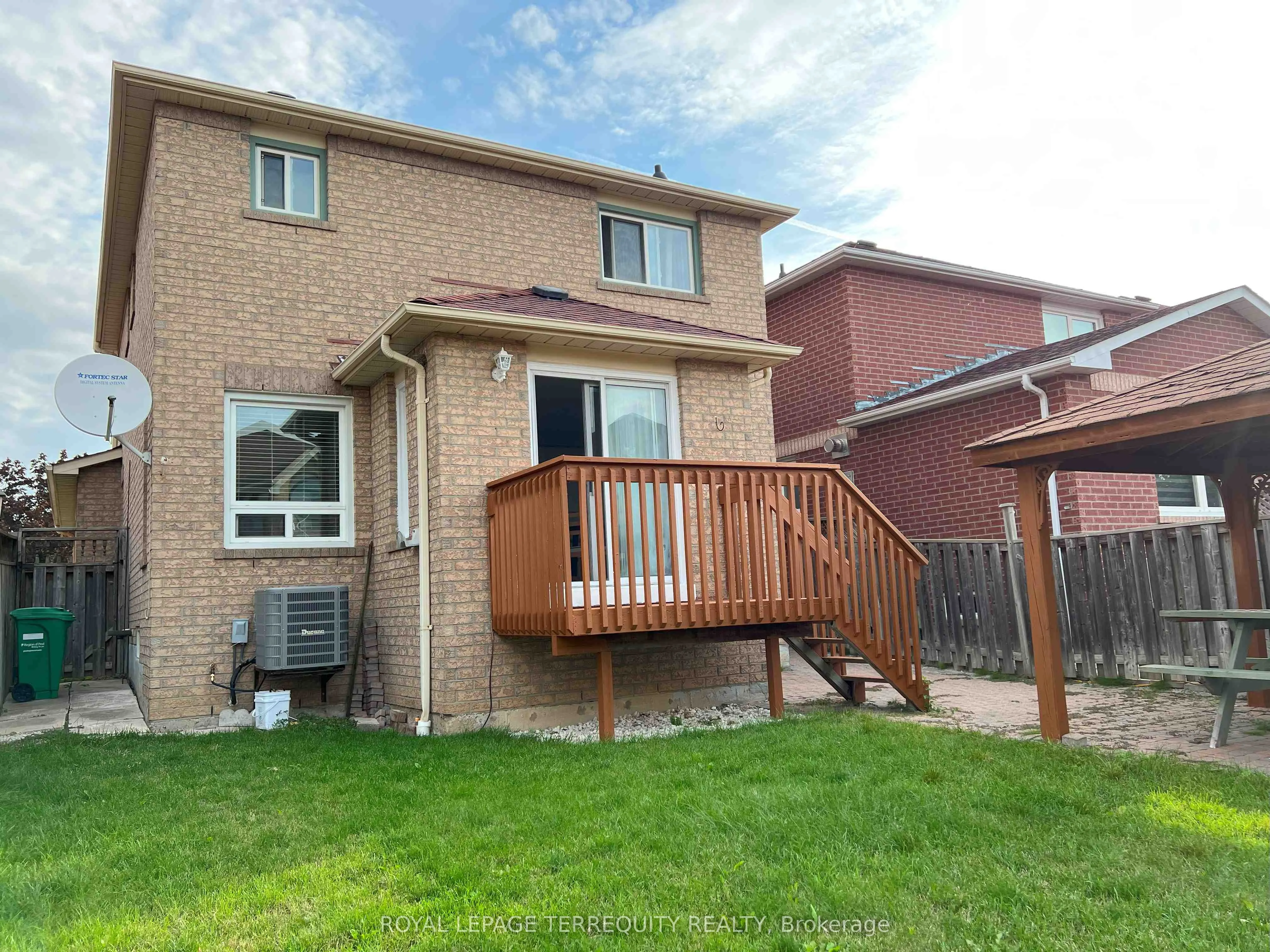 5252 Willowside Court