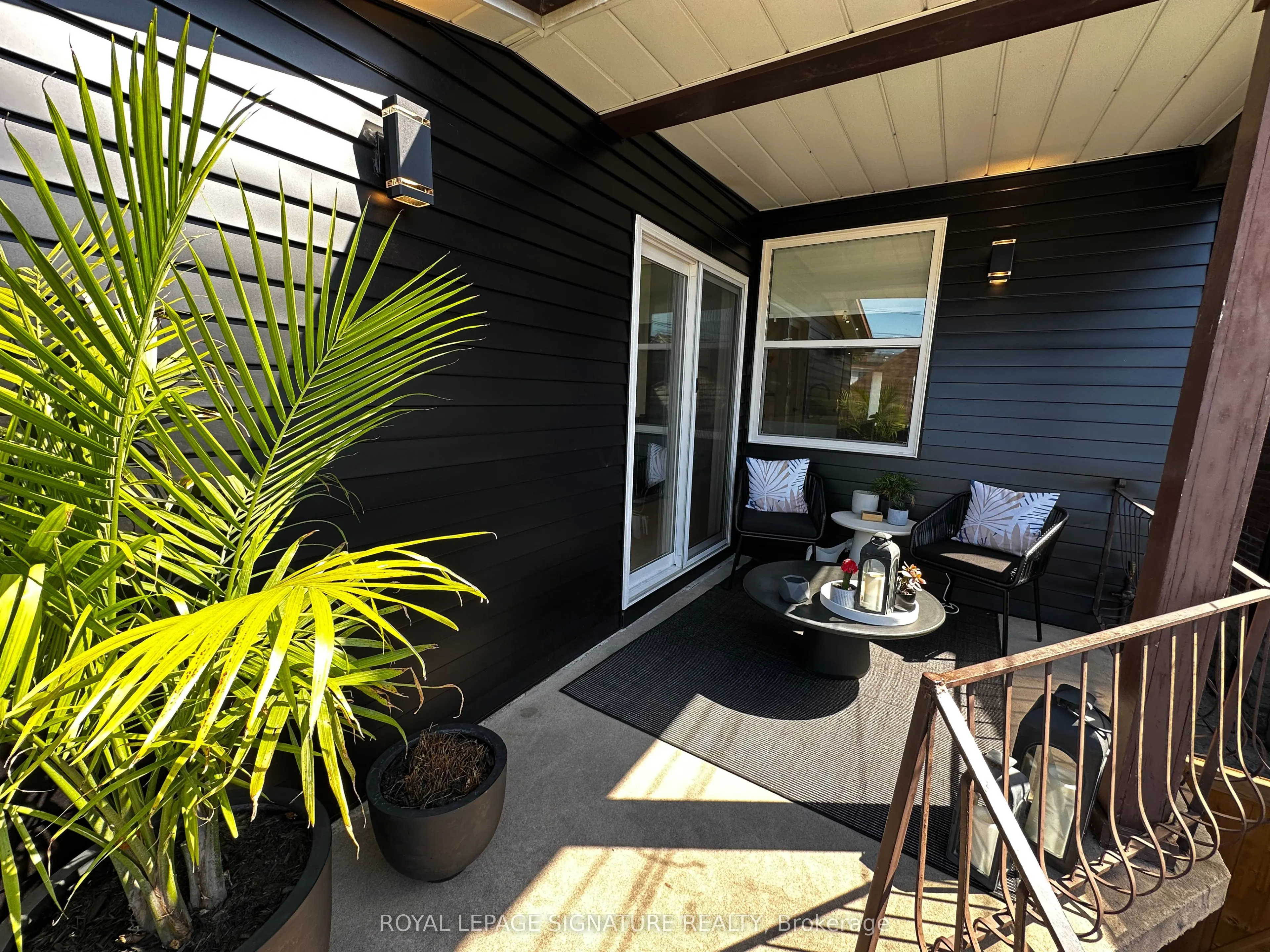 198 Earlscourt Avenue, #Upper