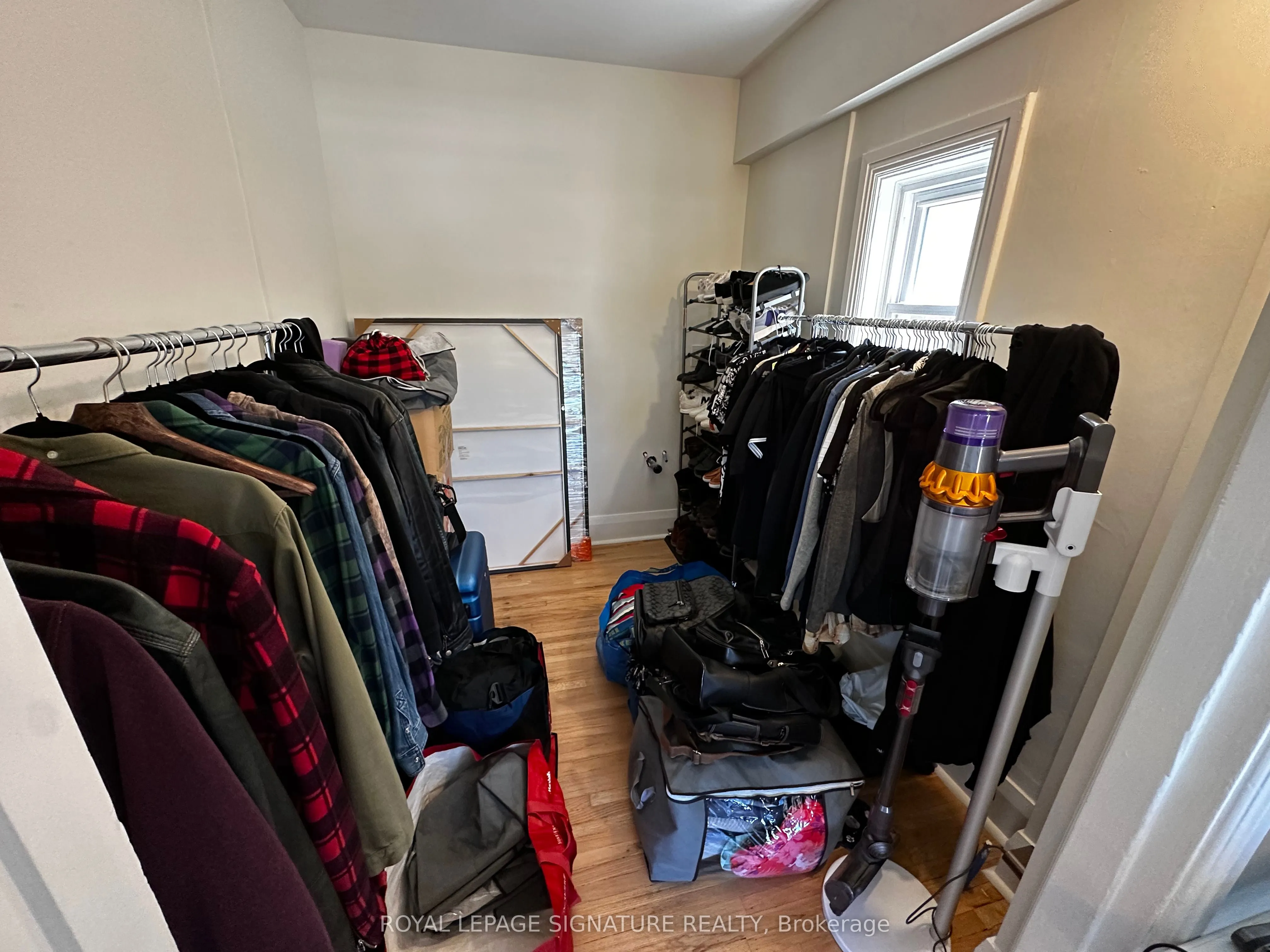 198 Earlscourt Avenue, #Upper
