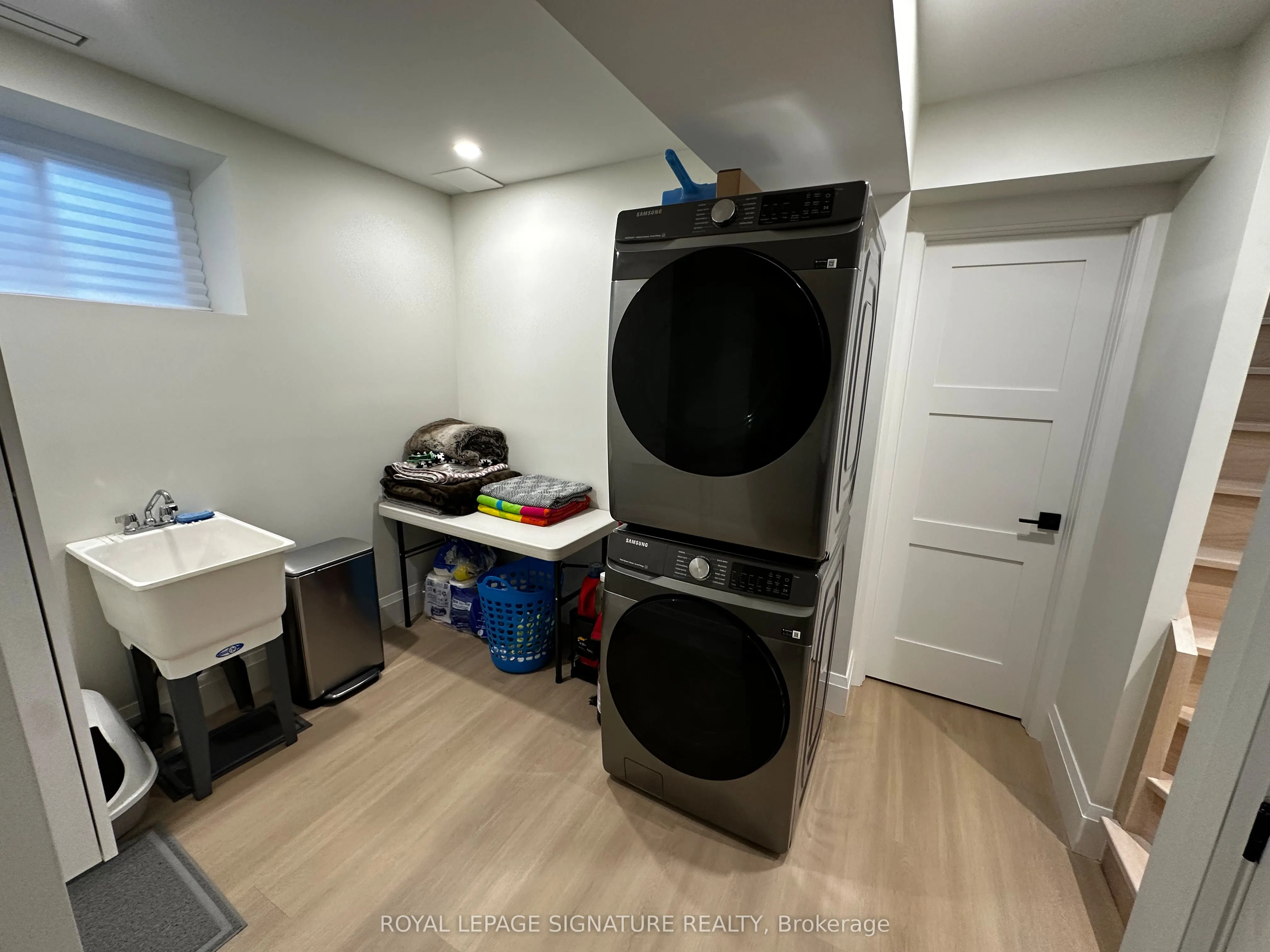 198 Earlscourt Avenue, #Upper
