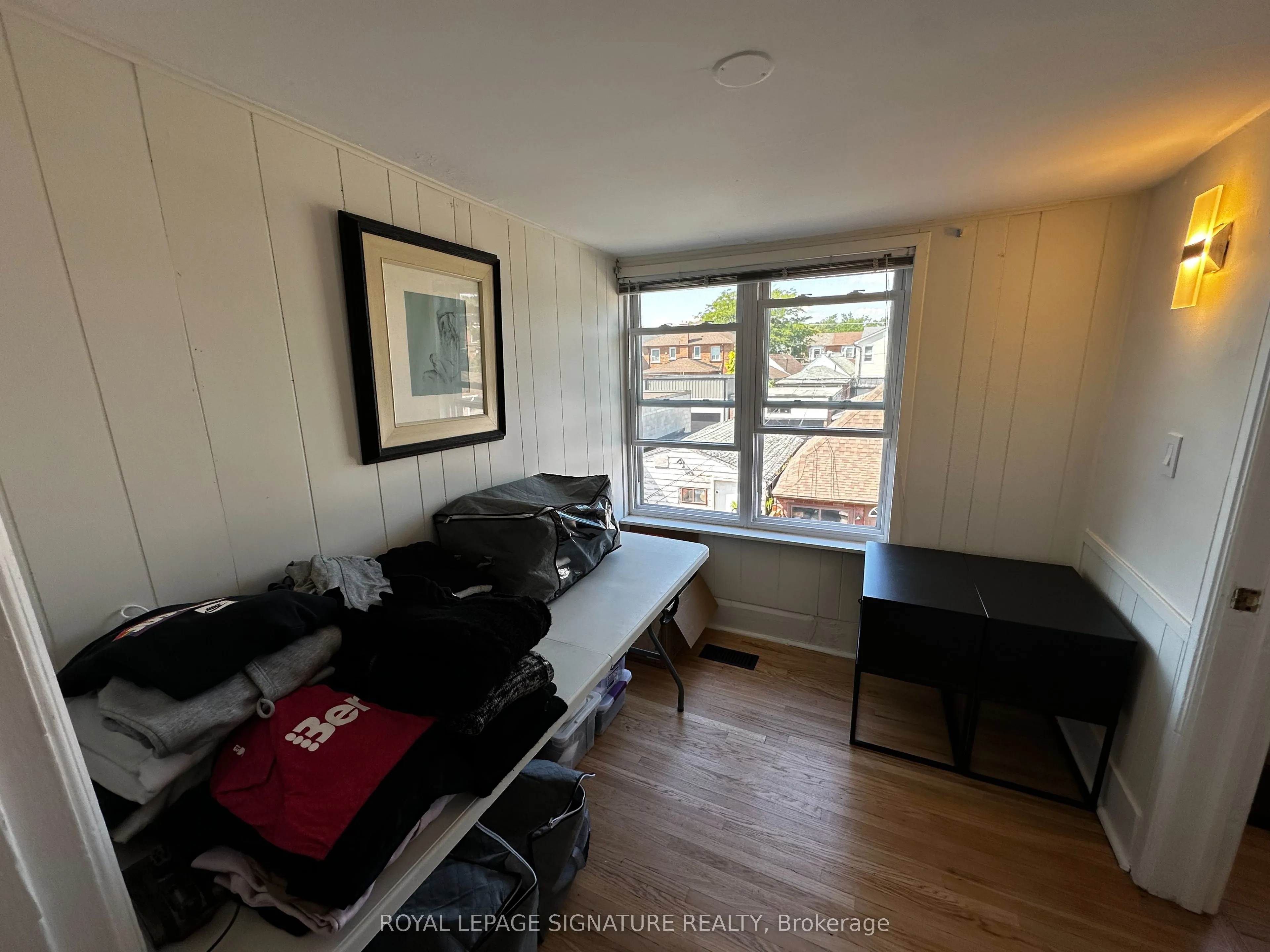 198 Earlscourt Avenue, #Upper