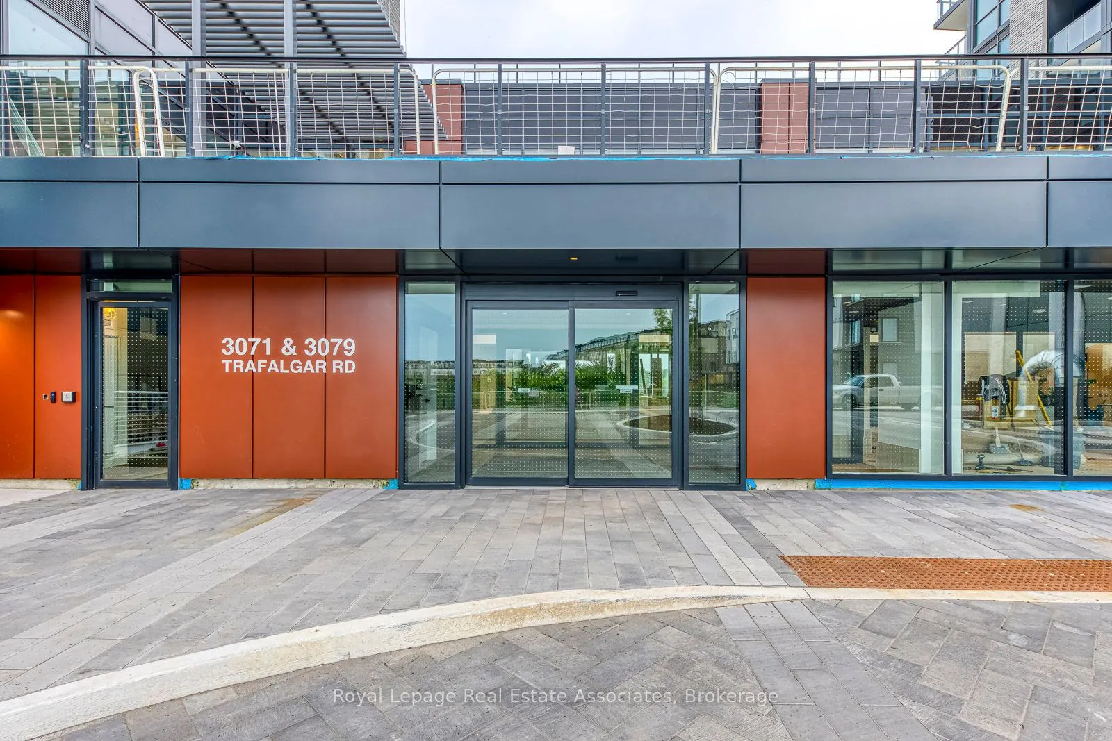 3079 Trafalgar Road, #903