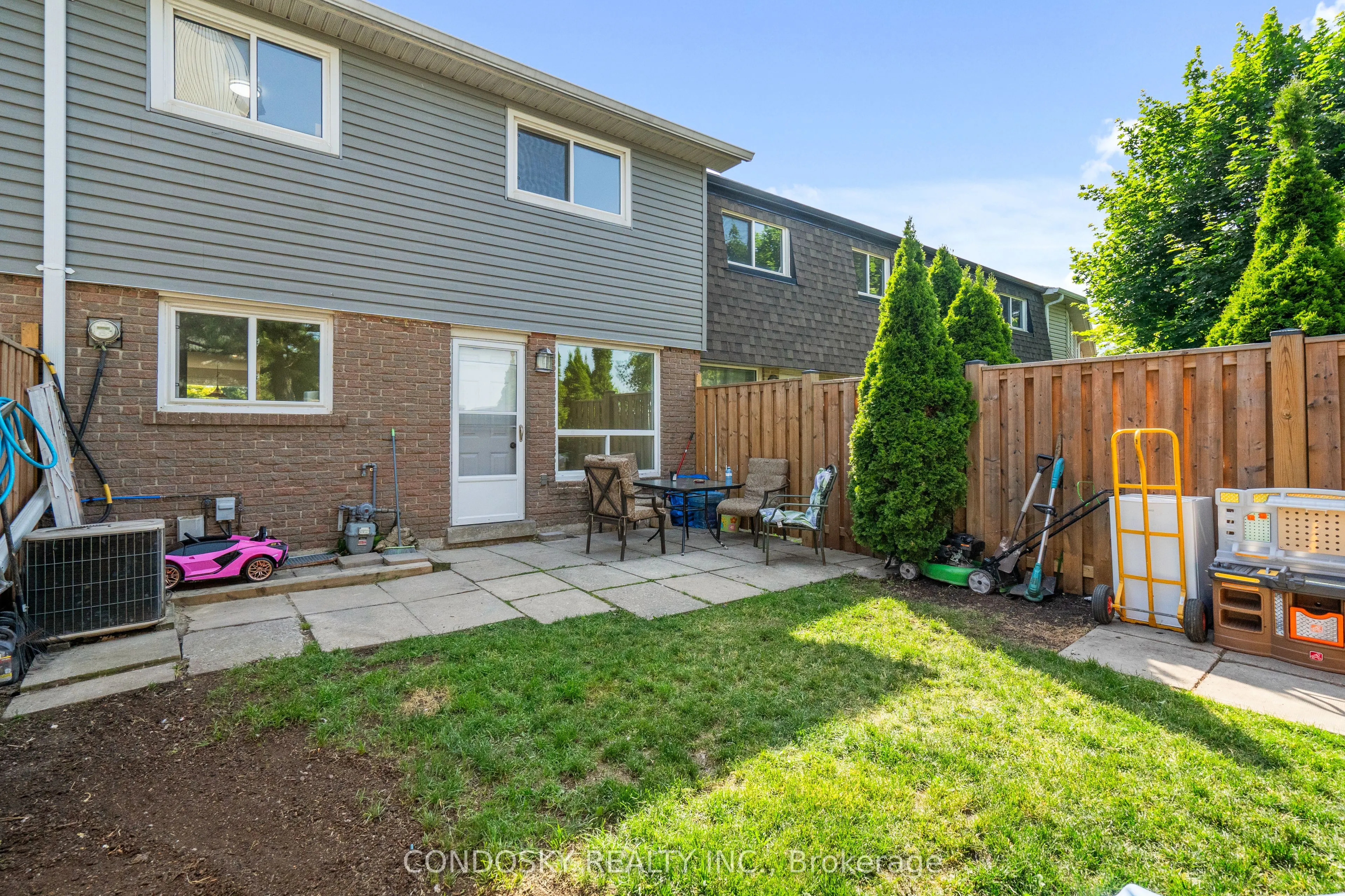 42 Village Court, #21