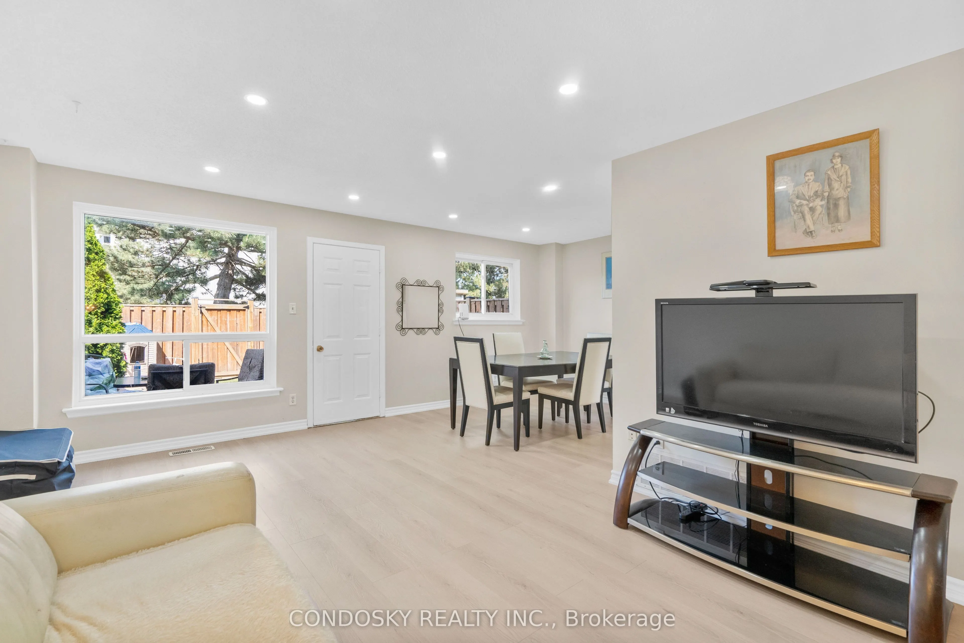 42 Village Court, #21