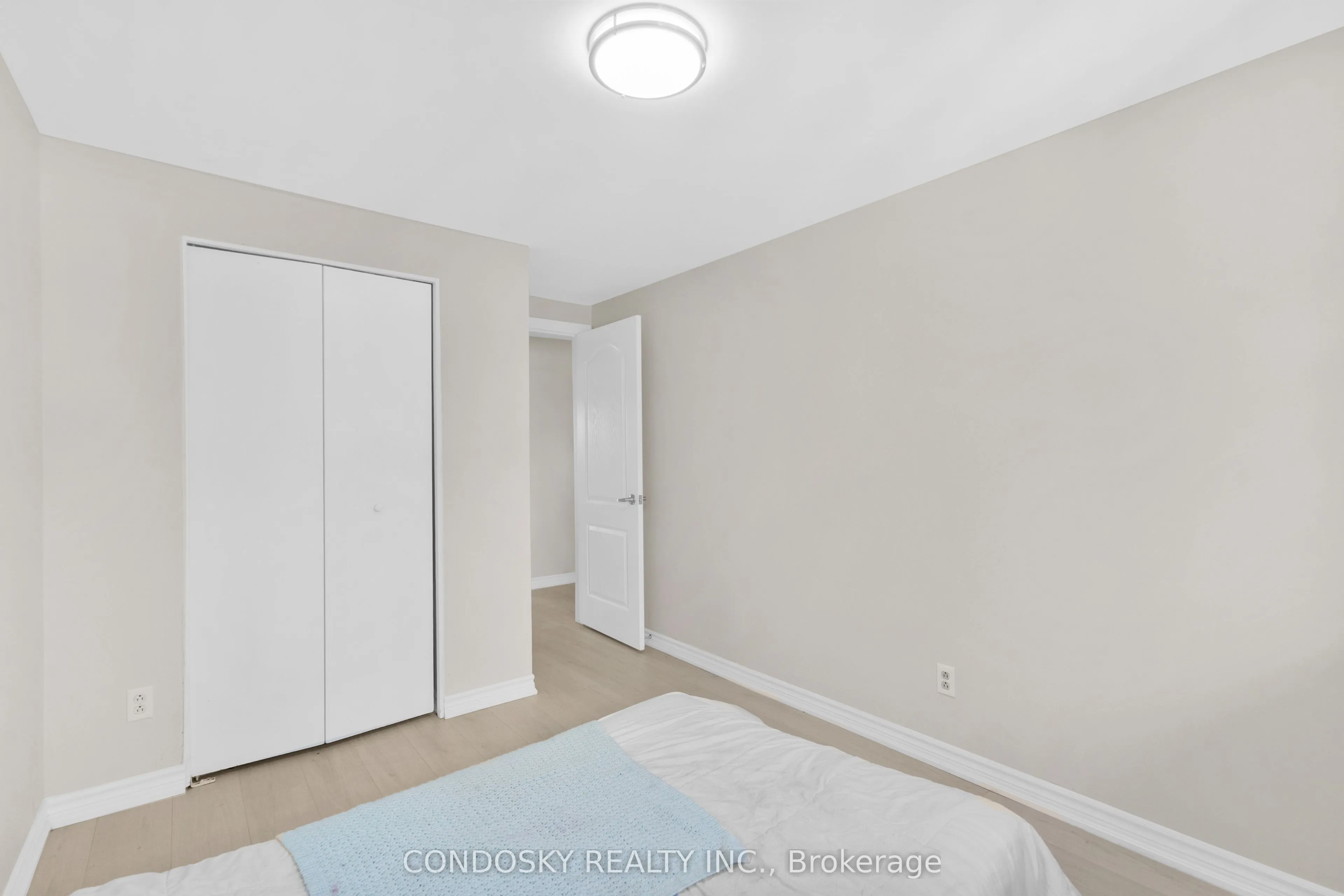42 Village Court, #21