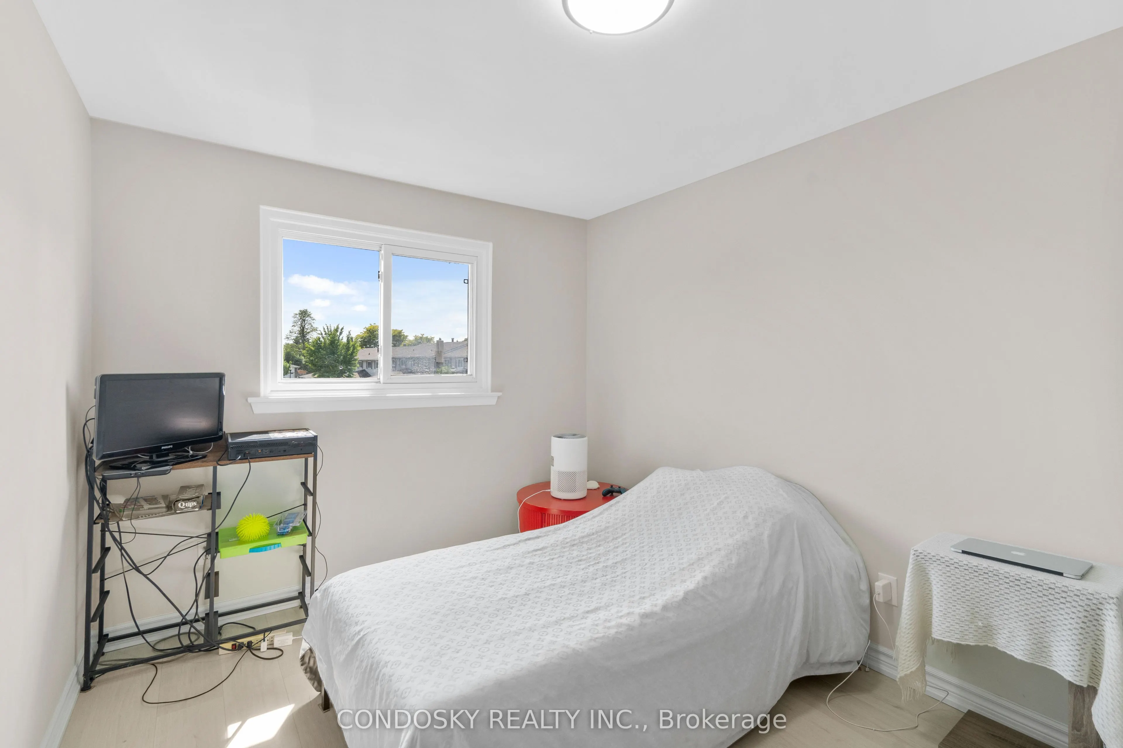 42 Village Court, #21
