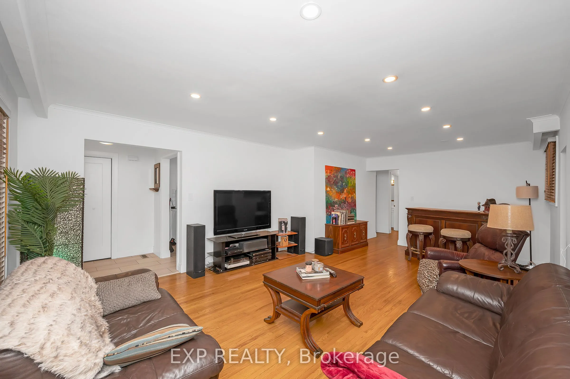 338 Delrex Boulevard