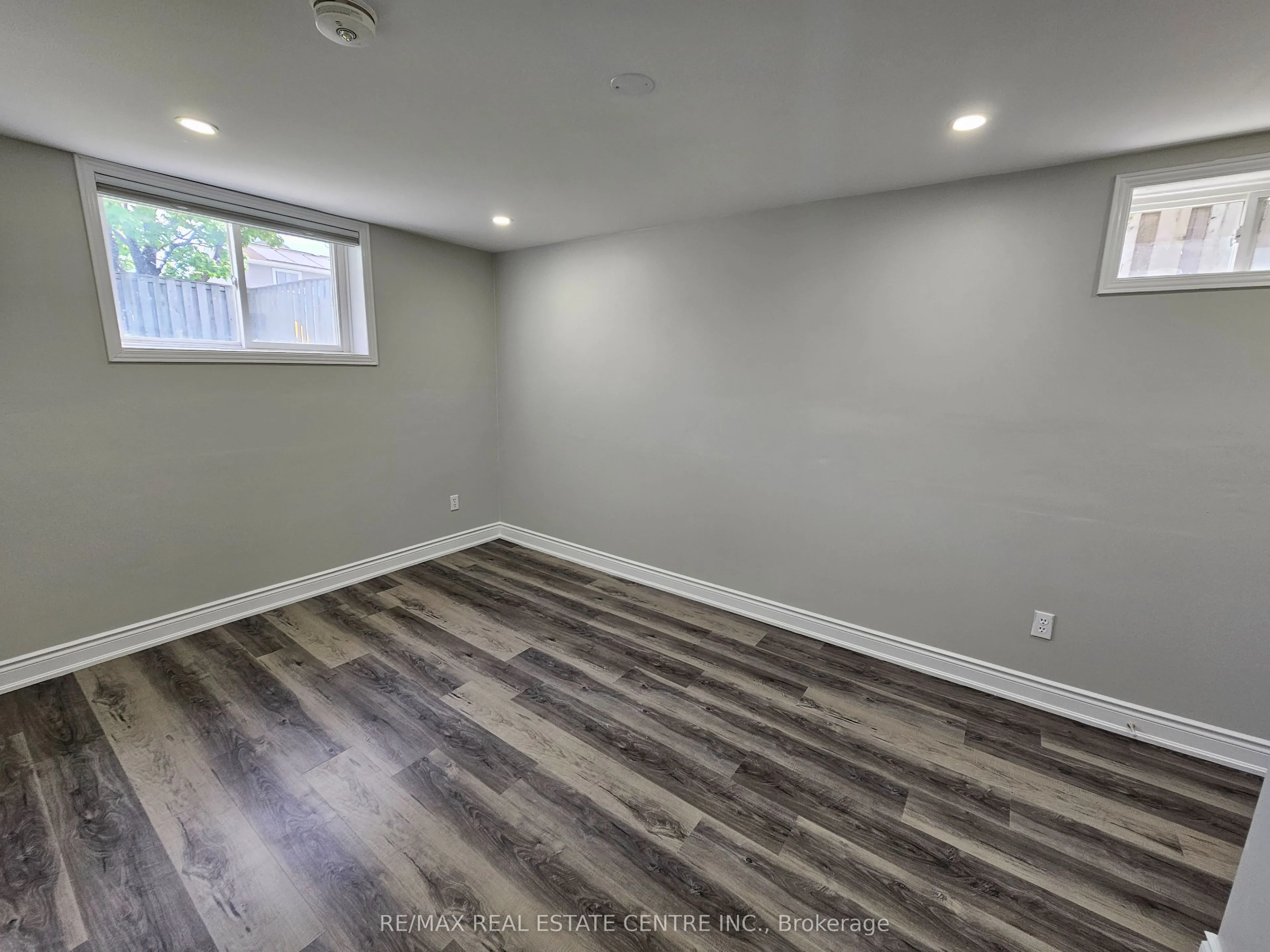 896 Morley Avenue, #Lower