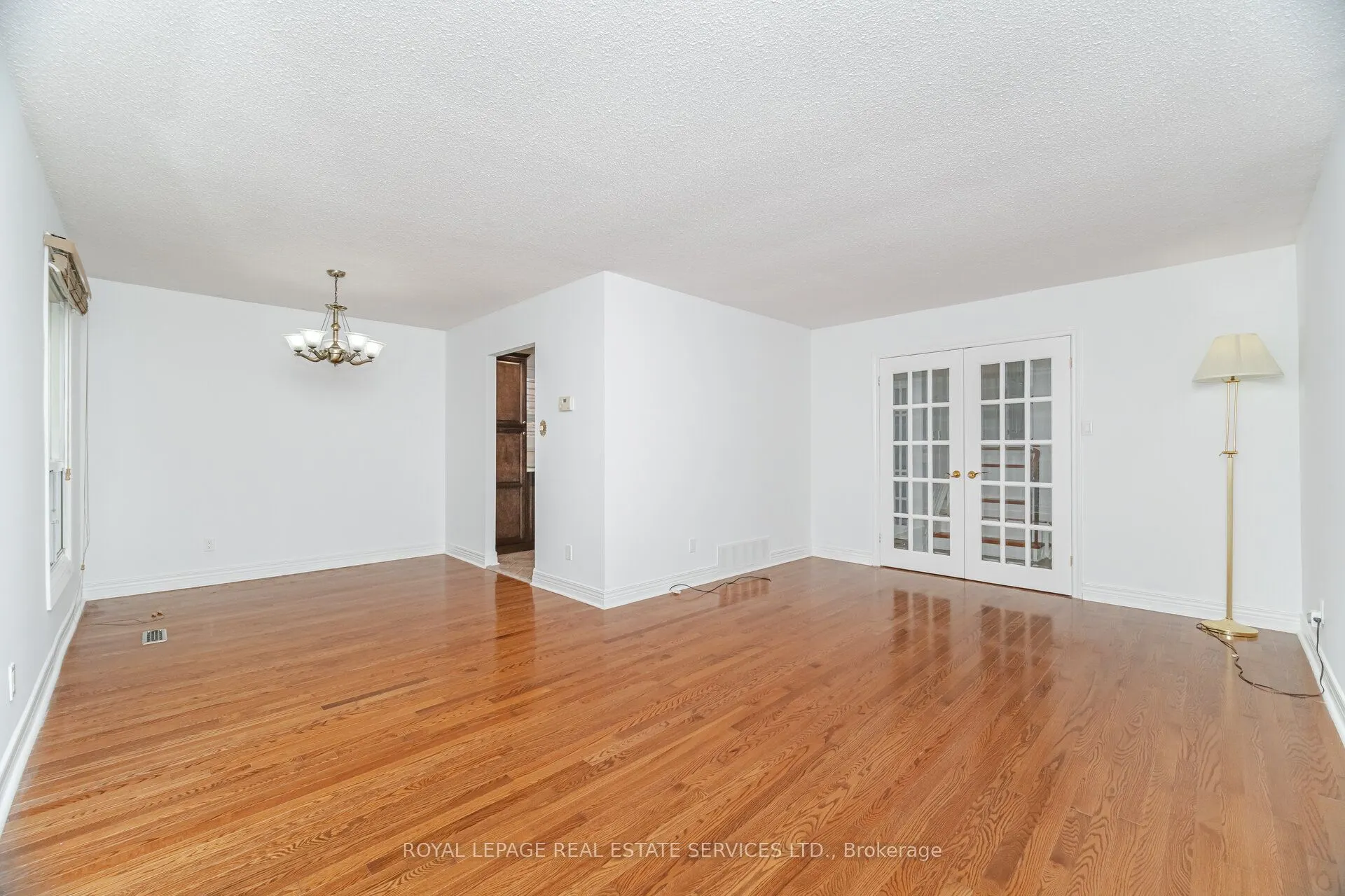 518 Vanguard Crescent
