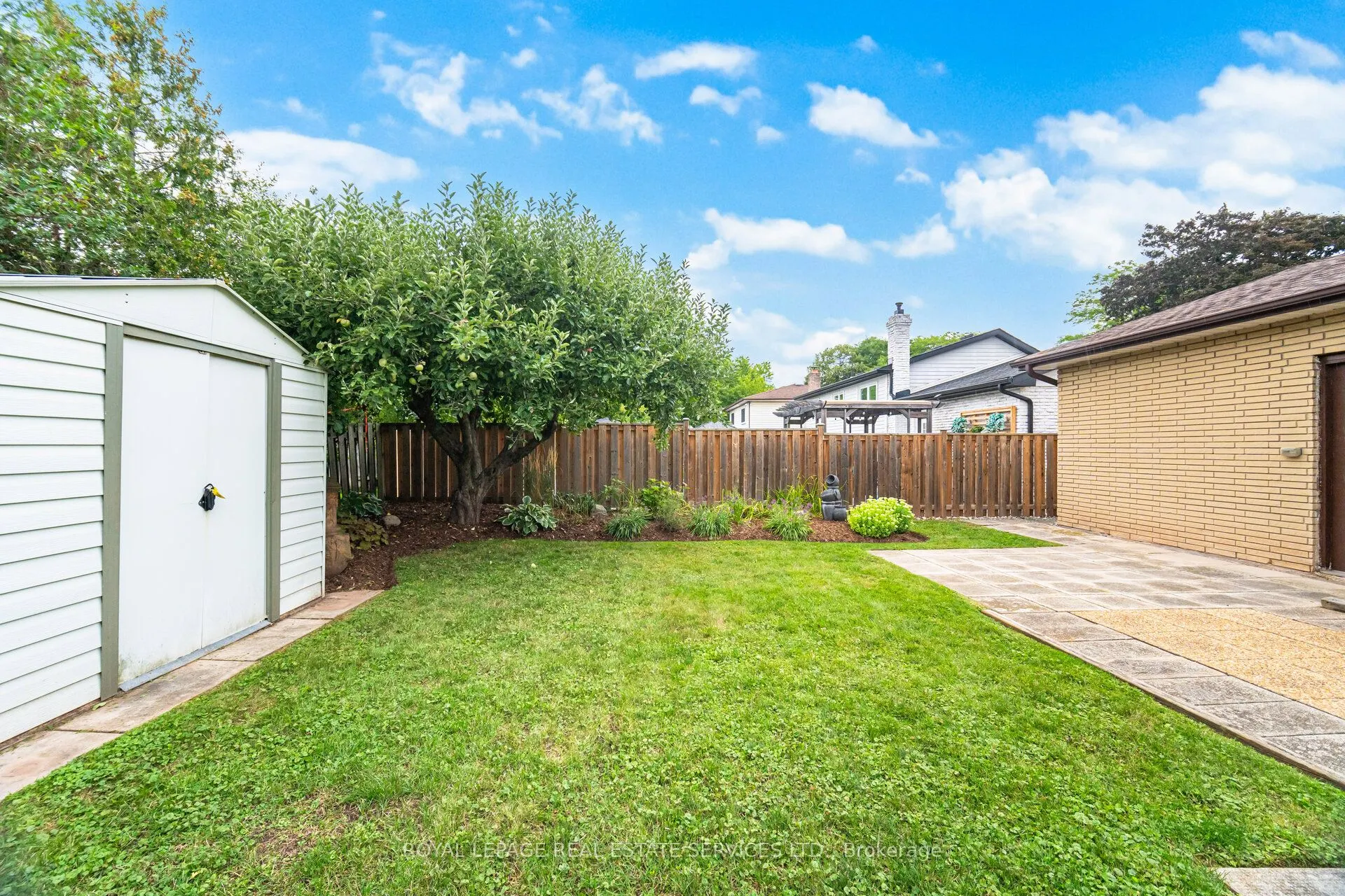 518 Vanguard Crescent