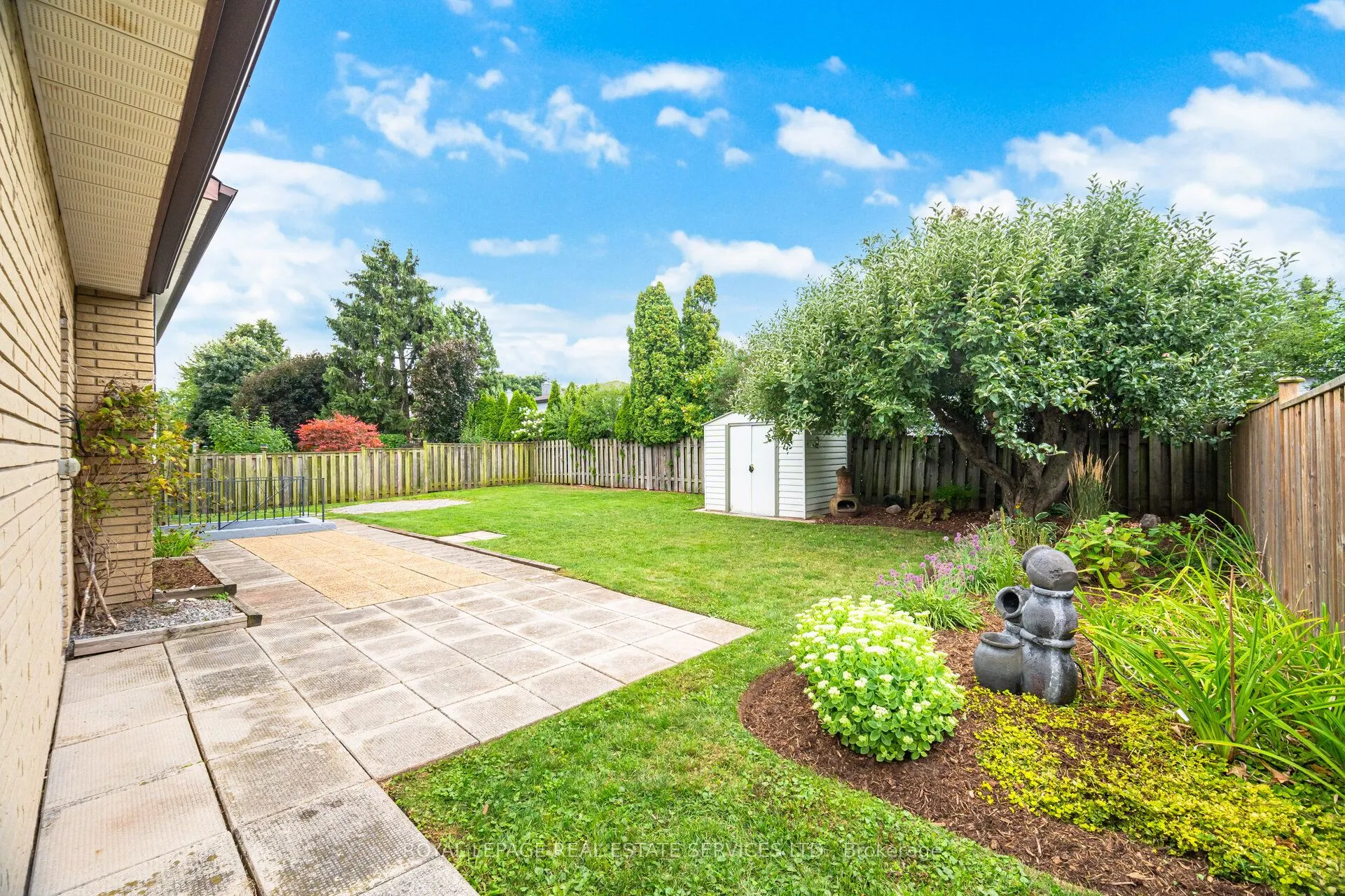 518 Vanguard Crescent
