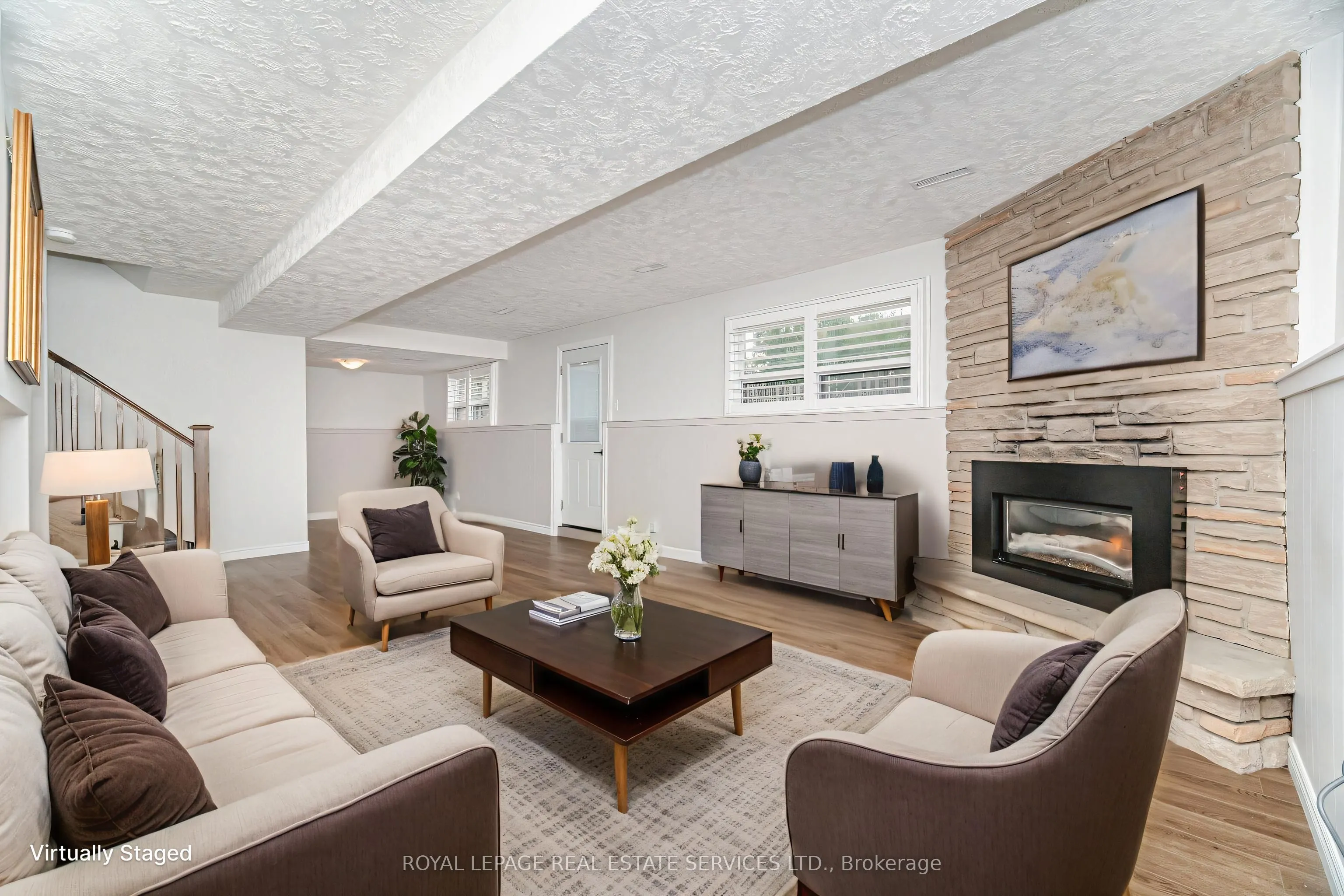 518 Vanguard Crescent