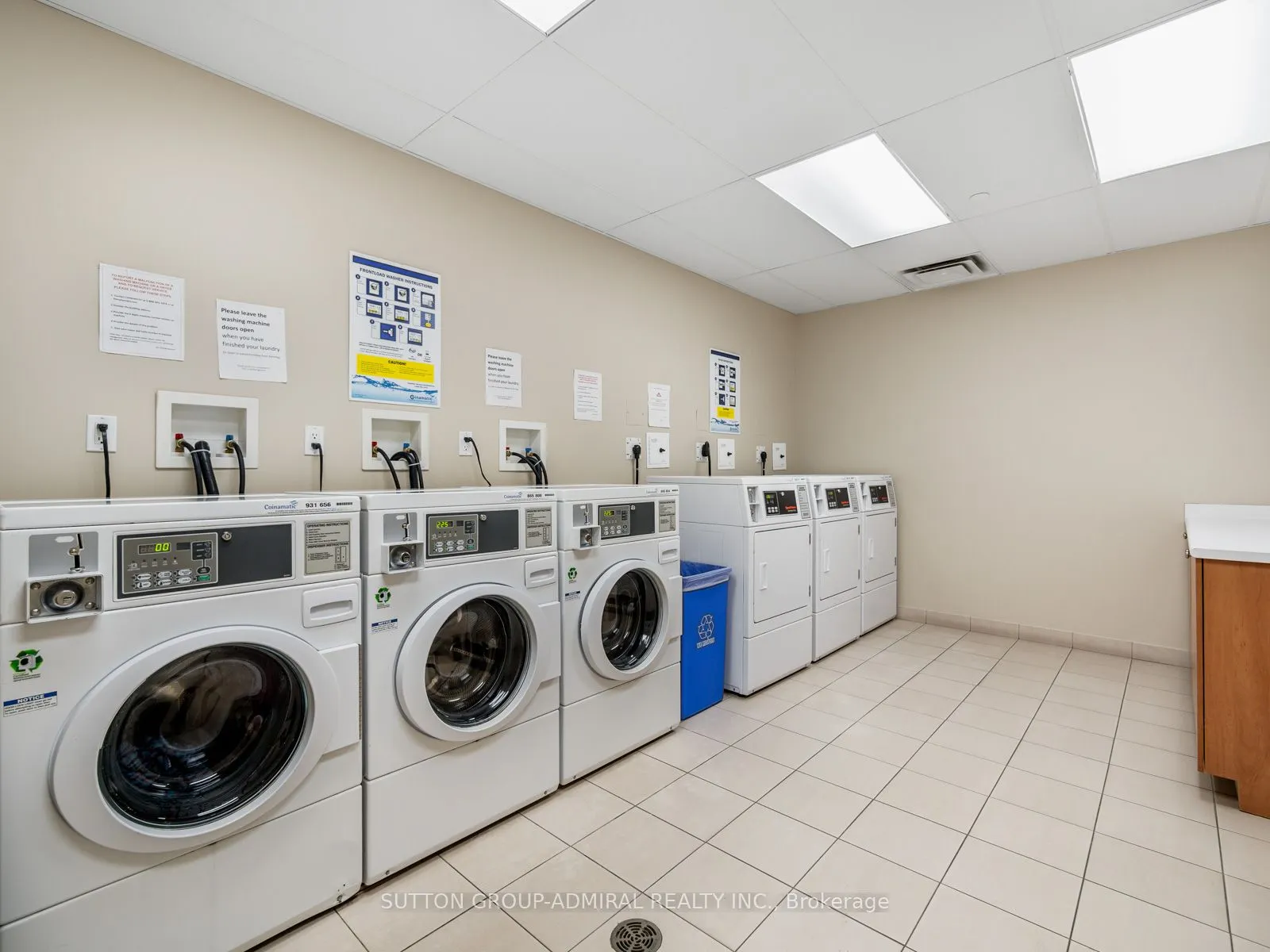60 Heintzman Street, #1715