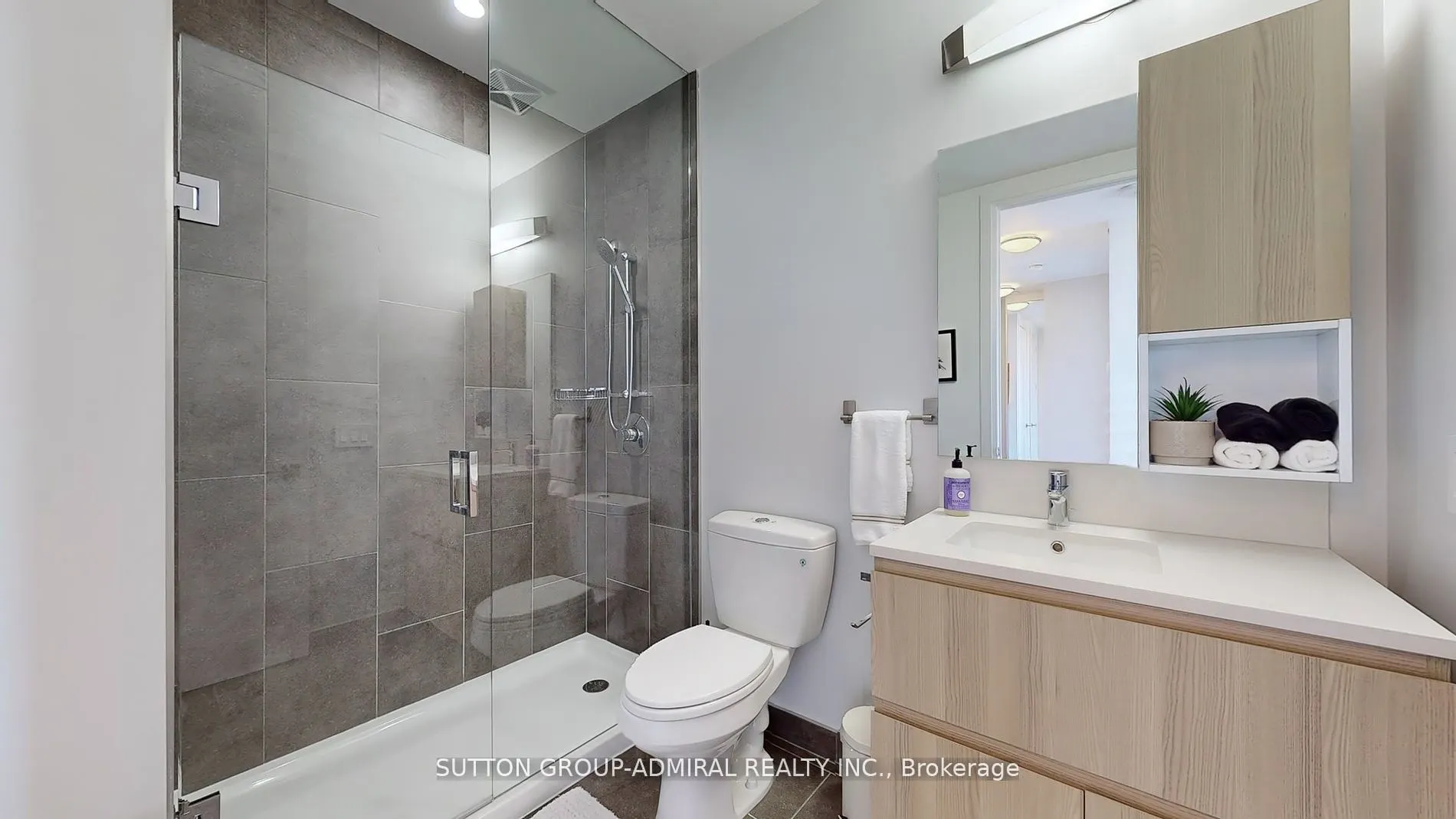 36 Park Lawn Road, #4205