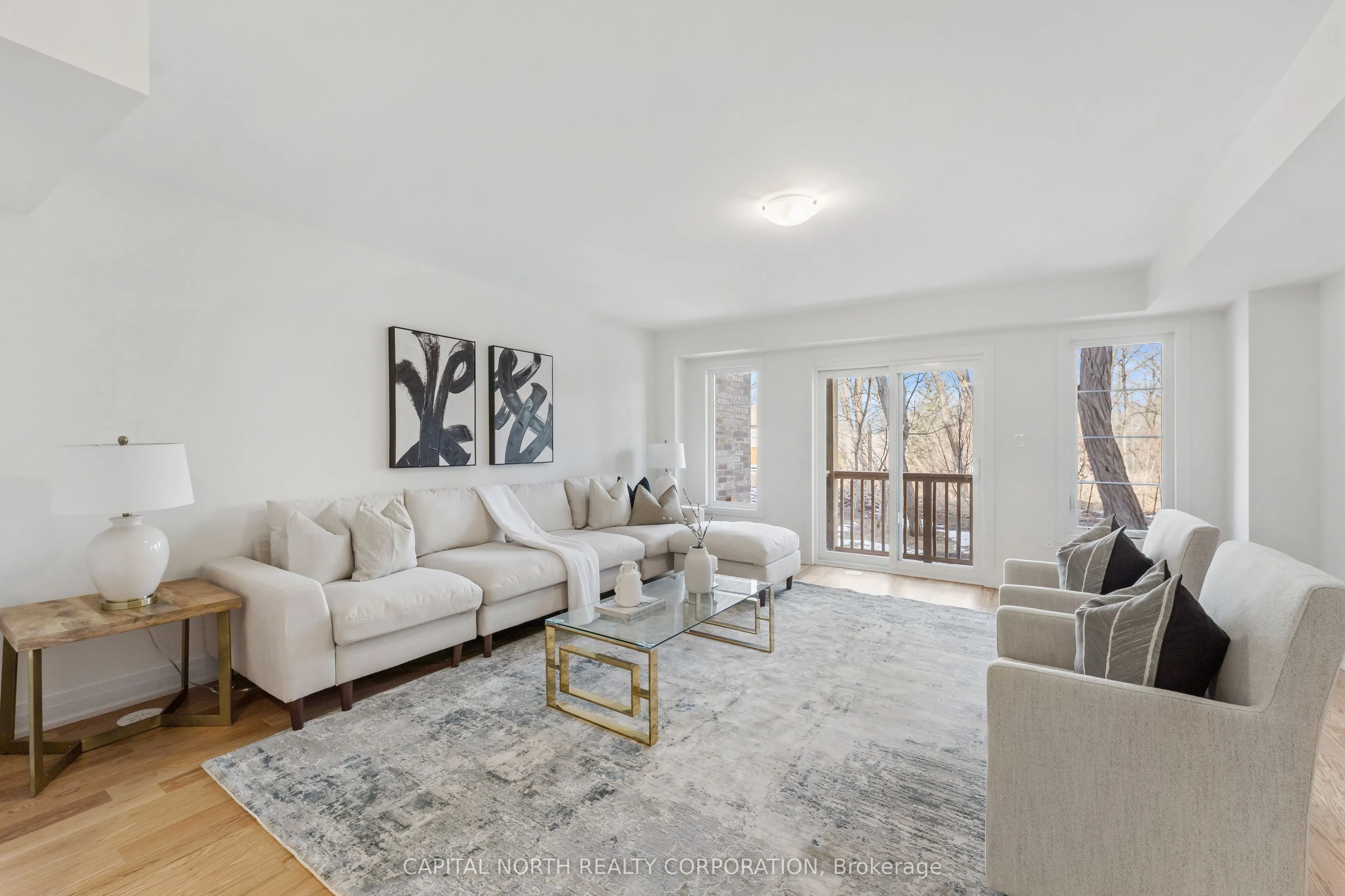 82 Salina Street